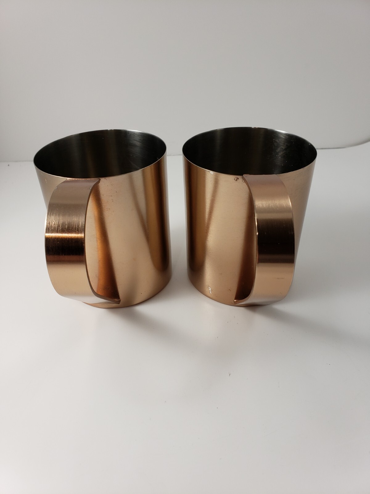 Crofton Mug Moscow Mule Set of 2 Smooth Brass Looking Metal 16oz Barware