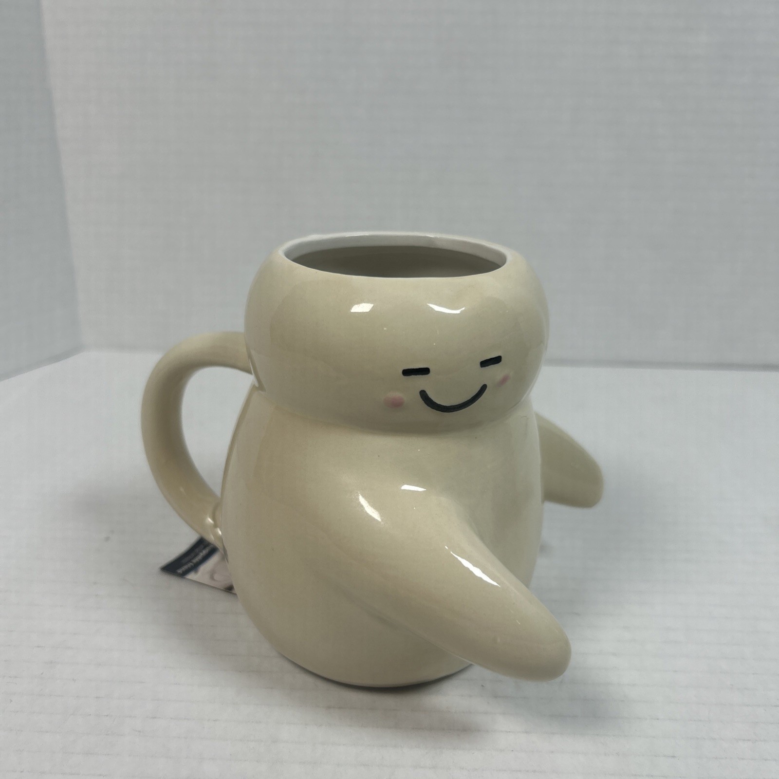 Pair 16 oz Cream & Gray Sculpted Hugging Mugs Valentines For Special Someone NWT