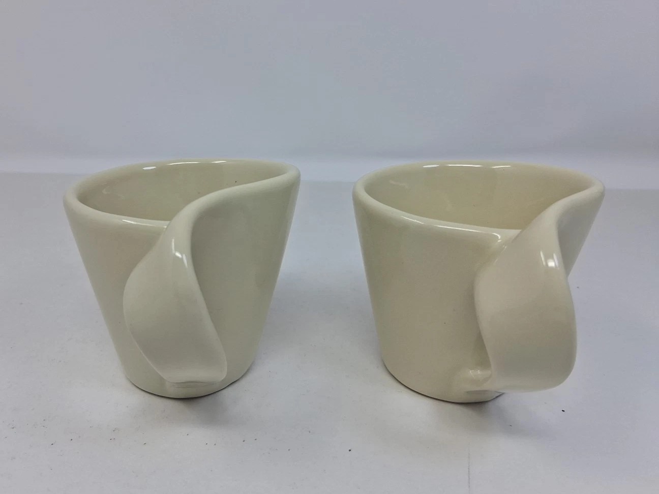 Villeroy & Boch New Wave Demitasse Cup Lot Of 2 Espresso Pale Yellow Mini 2.75″