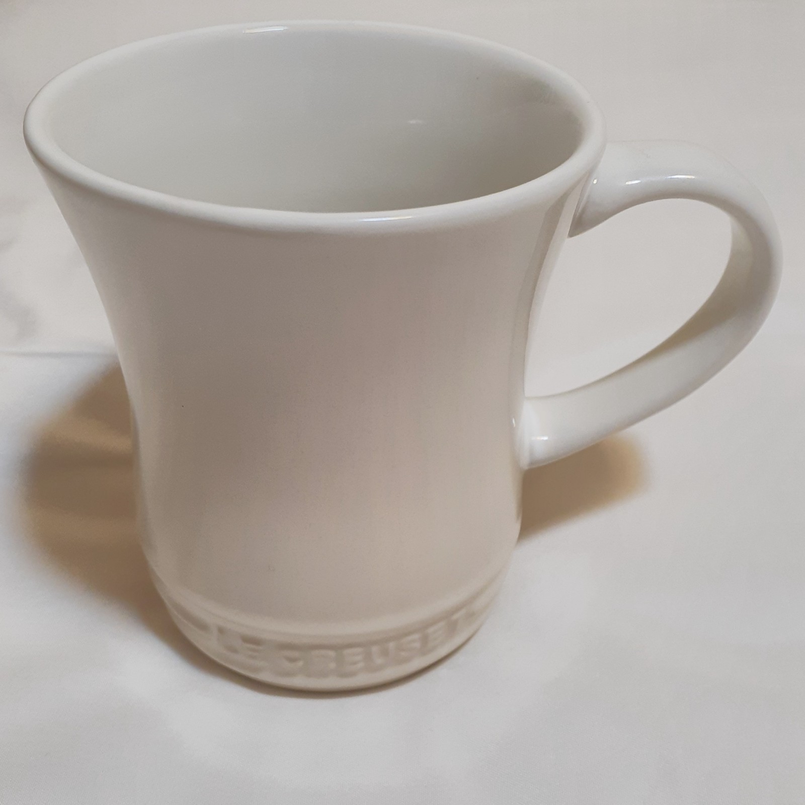 Le Creuset Stoneware Coffee Mug White 14 oz Embossed Logo Tapered