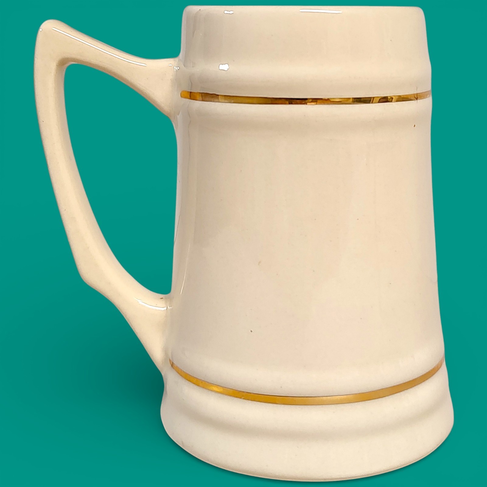 The Trader Brewing Co. Ceramic Beer Stein Moorhead, MN 5.75″