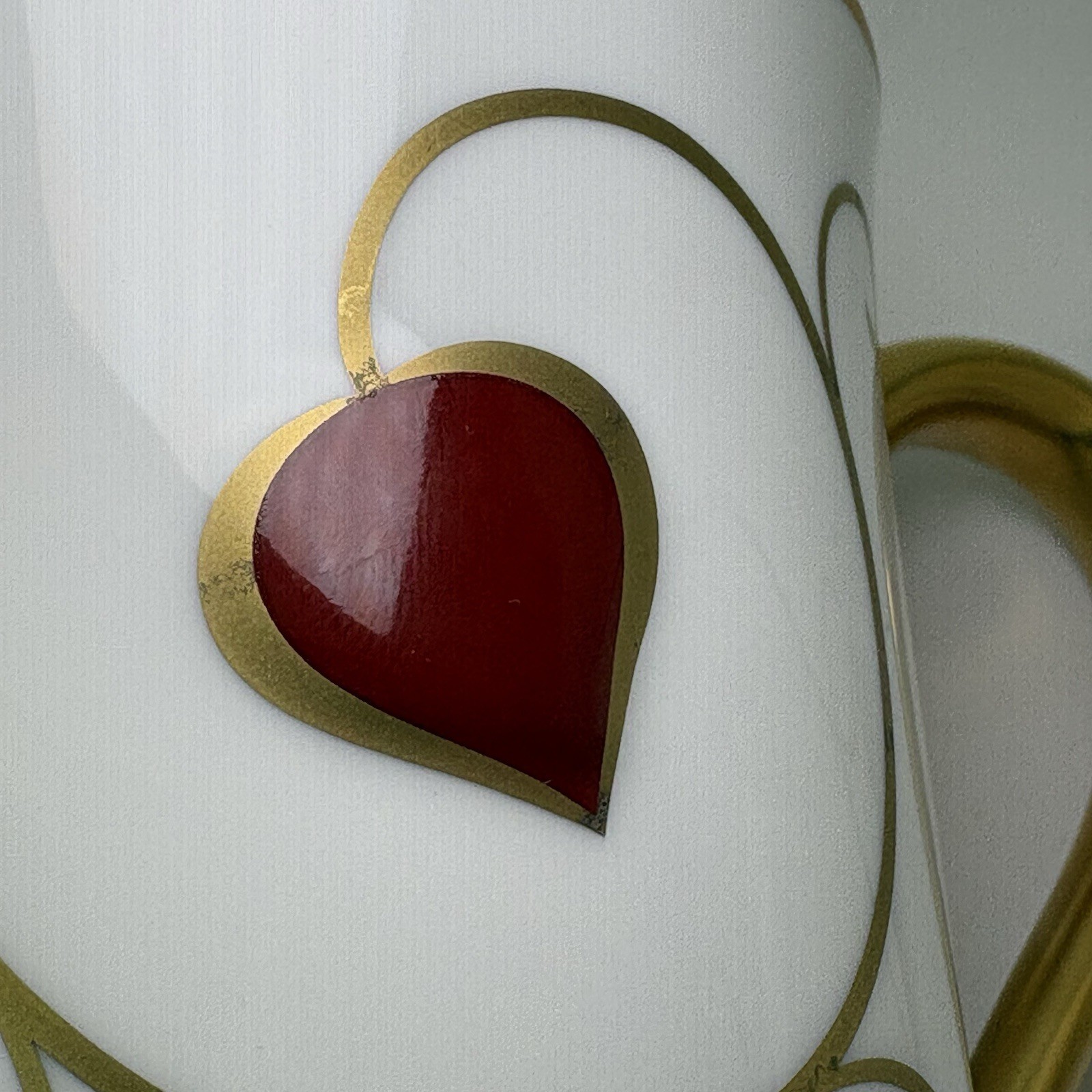 PROUNA Ruby Gold Swirl with Heart PAIR Mug Mugs English Bone China 24kt Gold