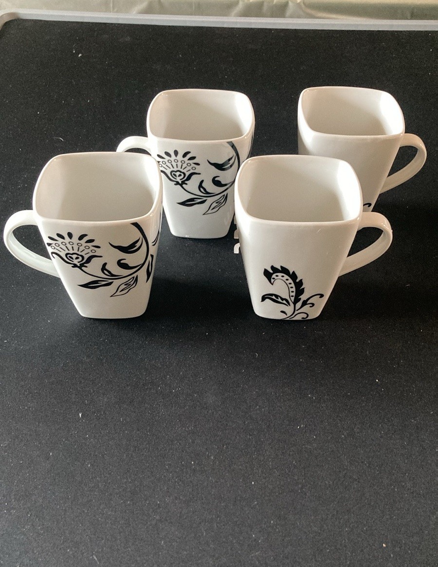 Food Network, Fennel, White & Black Floral 12 fl oz Ceramic Square Mug, Lot 4