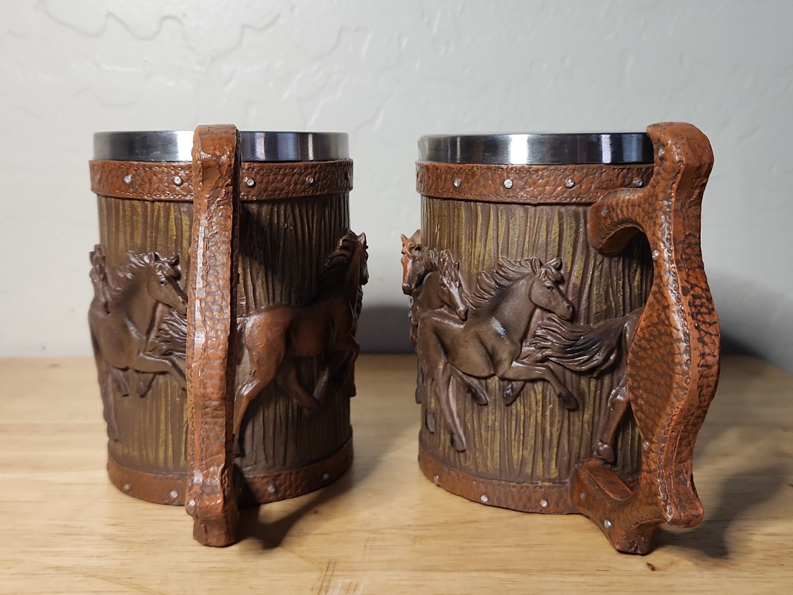 Two Carved Horses Barrel Coffee Beer Mugs Stein Tankard Insulated Stainless 17oz