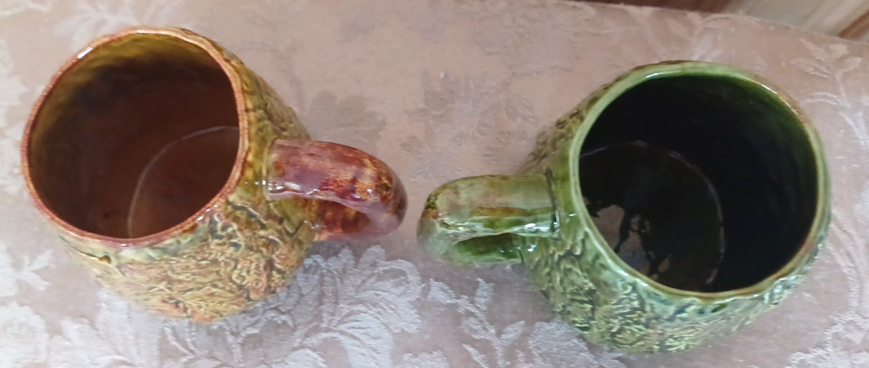 Bark Glossy Gold Green Rustic Cabin VTG Ceramic 16 Oz Coffee 4″ Mugs Pr Set
