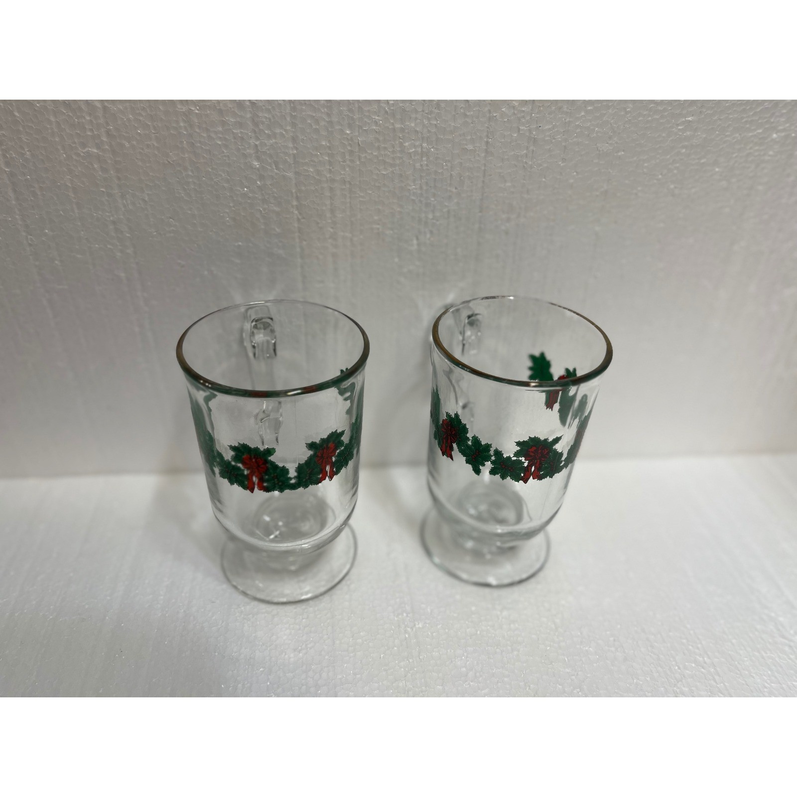 Set of 2 Clear Glass Footed Mugs Holly Berry Christmas Holiday Drinkware