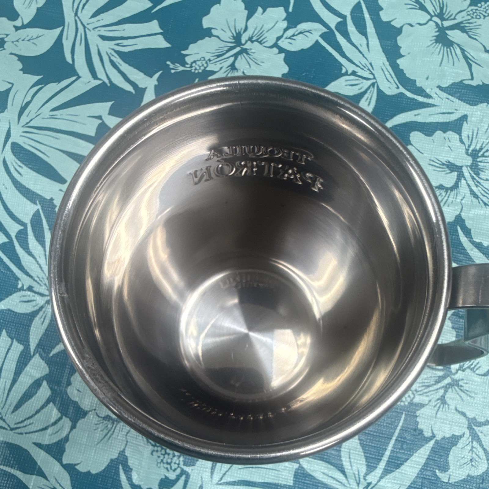 Patrón Silver Stainless Steel Mug w/ Handle 10 oz Decorated Round