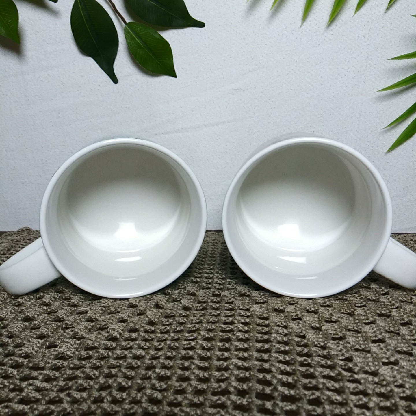 Coco + Lola Mug Set Of 2 Coffee Cups Honey Bees Spring Flowers Pink Turquoise