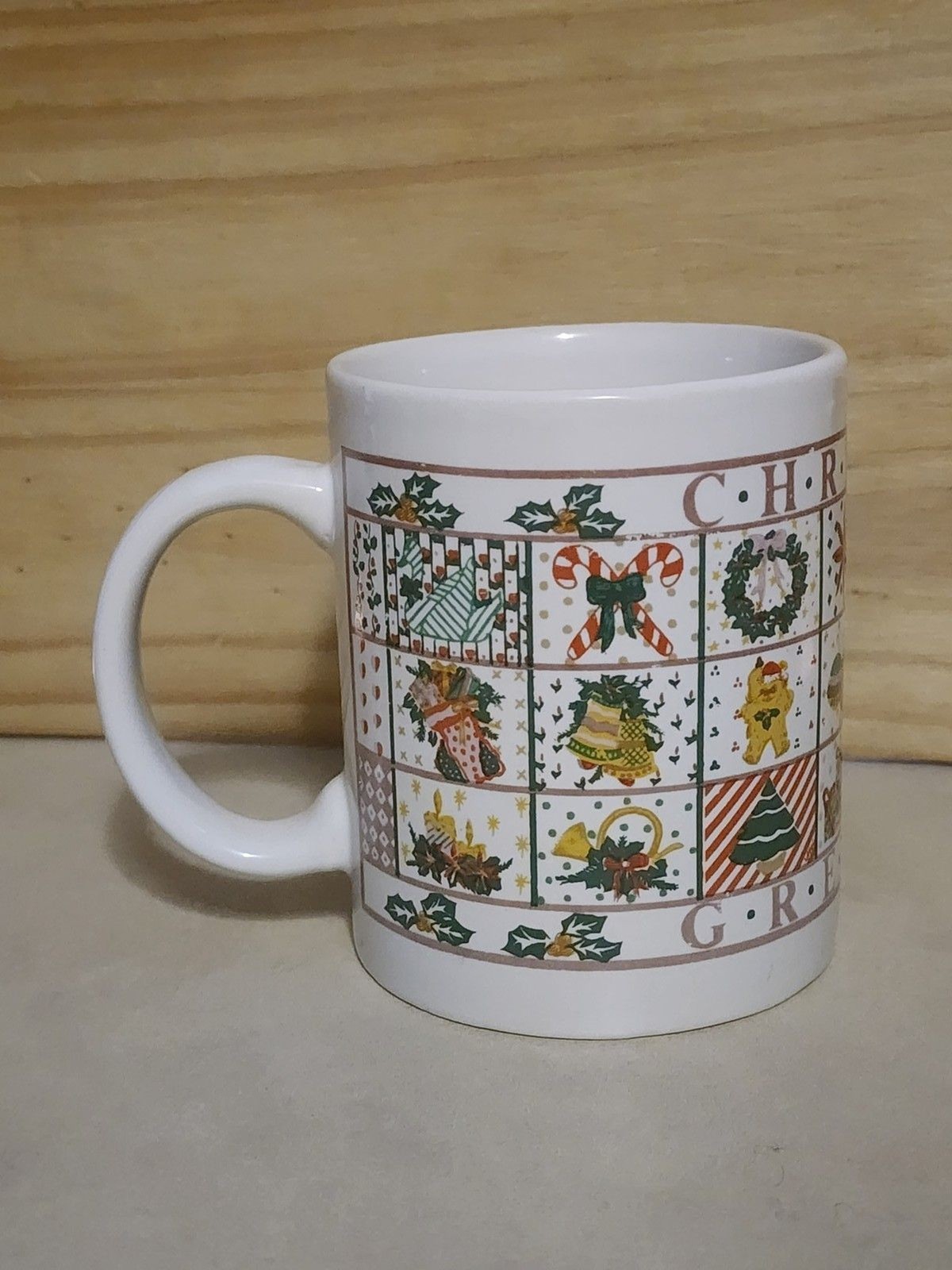 Vintage Christmas Greeting Holiday Mug Coffee Tea Cup Gingerbread Bear Decor