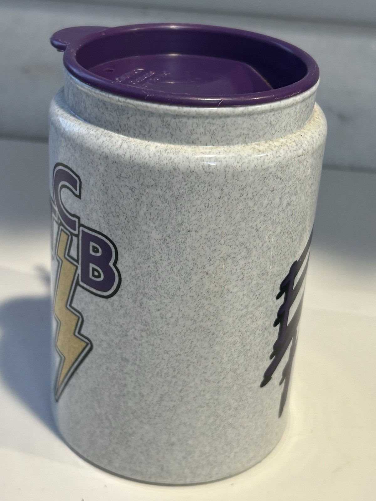 ELVIS PRESLEY TRAVEL MUG TCB 100% ROCK N ROLL PLASTIC W LID 1993