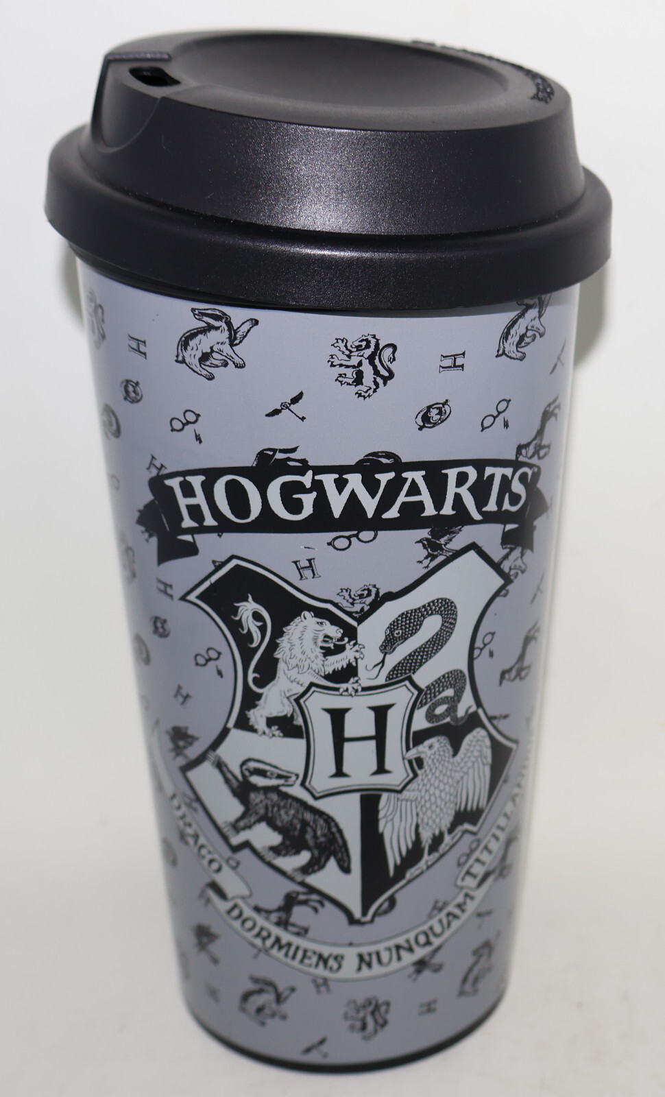 Harry Potter Hogwarts Travel Mug Gray 13 fl oz Paladone To Go Plastic Cup