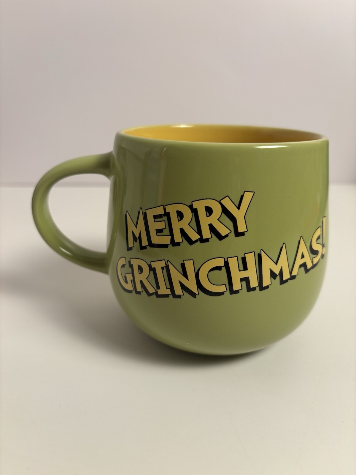 Dr. Seuss The Grinch “Merry Grinchmas” Cindy Lou Green Large Coffee Mug 2022