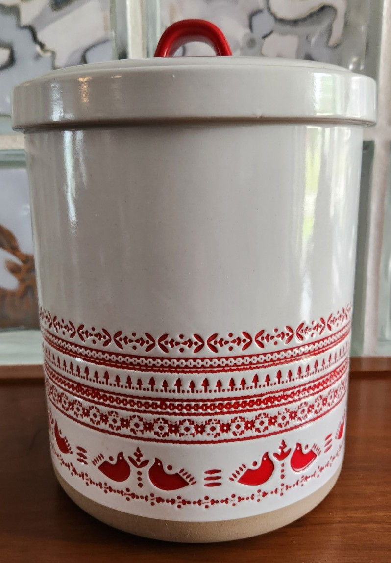 Canister Bird Red Hearth Hand Magnolia Nordic Christmas Fair Isle Stoneware