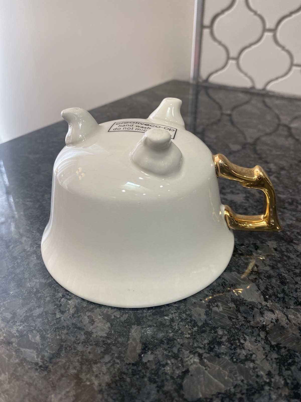 Creative Co-op Stoneware 3 Footed WHISKEY W/Gold Handle Tea Cup