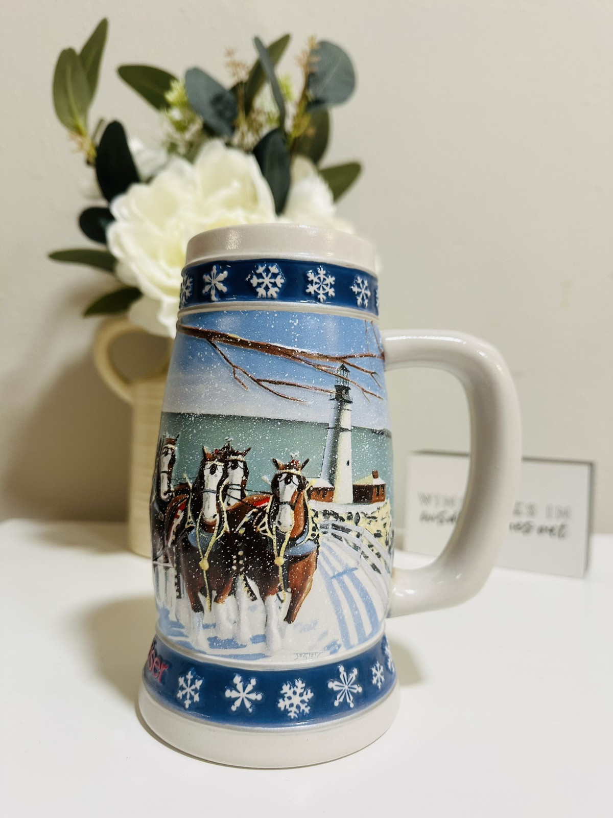 Budweiser Holiday Beer Stein Mug 1995 Lighting The Way Home | Decor Drinkware