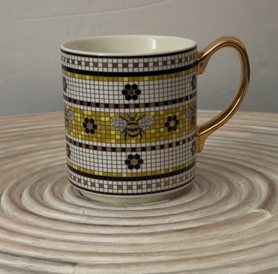 Anthropologie Bistro Tile Mug Garden Edition Bee Gold White Black Mosaic NEW NIB