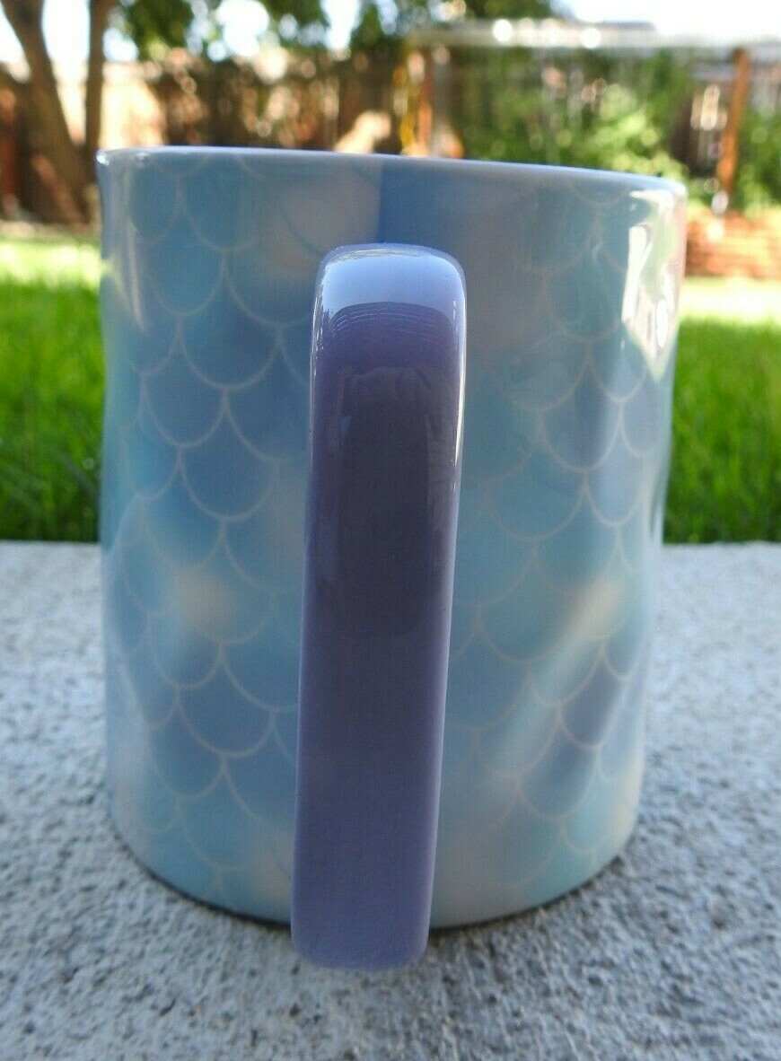 10 Strawberry Street Coffee Mug Blue & White Art Deco Style Geometric Mug 4″ T