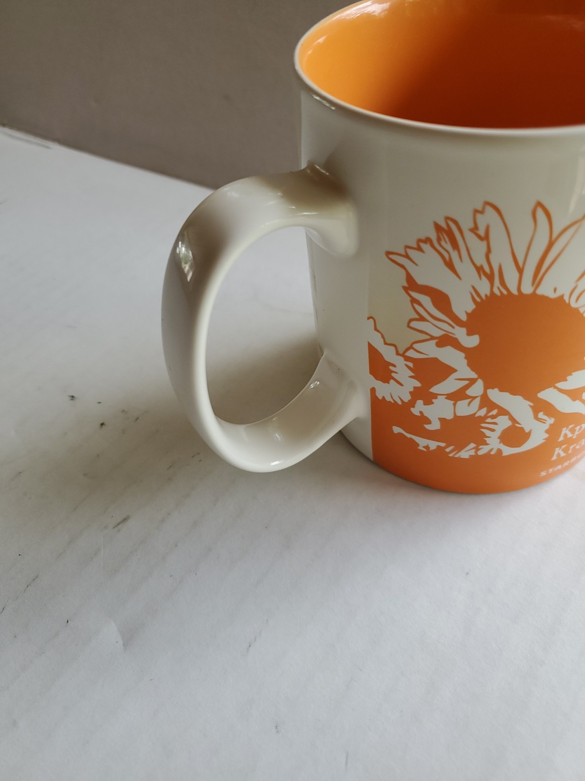 DEFECTIVE Starbucks Global Icon 2015 Krasnodar Russia Orange Beige 16oz G3D