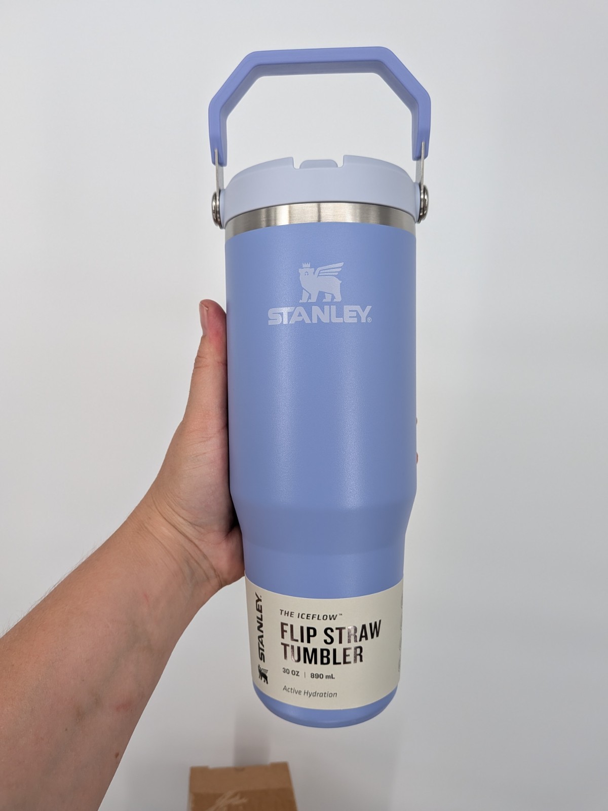 new STANLEY Iceflow Flip Straw Tumbler cup water bottle 30 OZ hydrangea