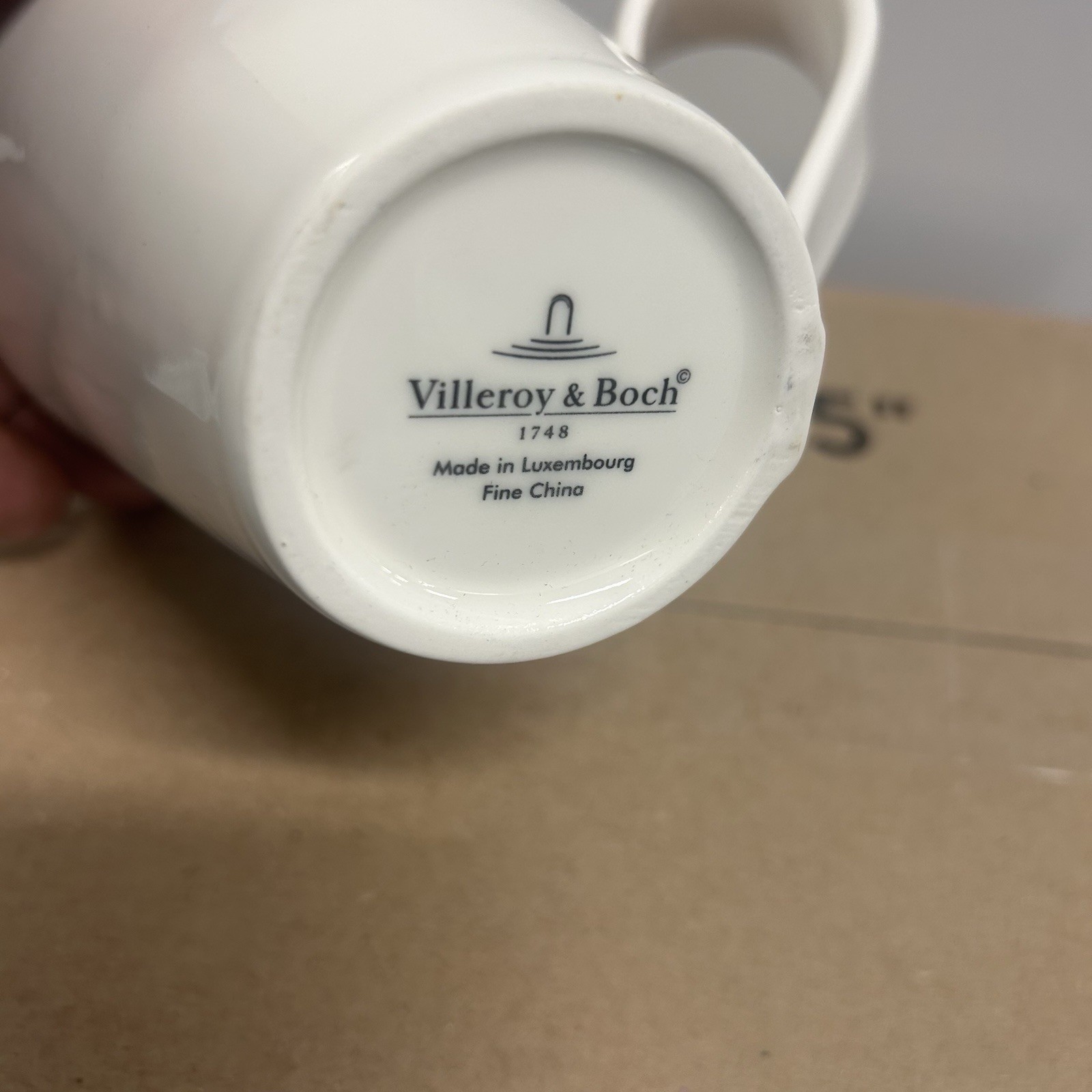 Villeroy & Boch Fine China Mug Modern Sculptural Design White Luxembourg