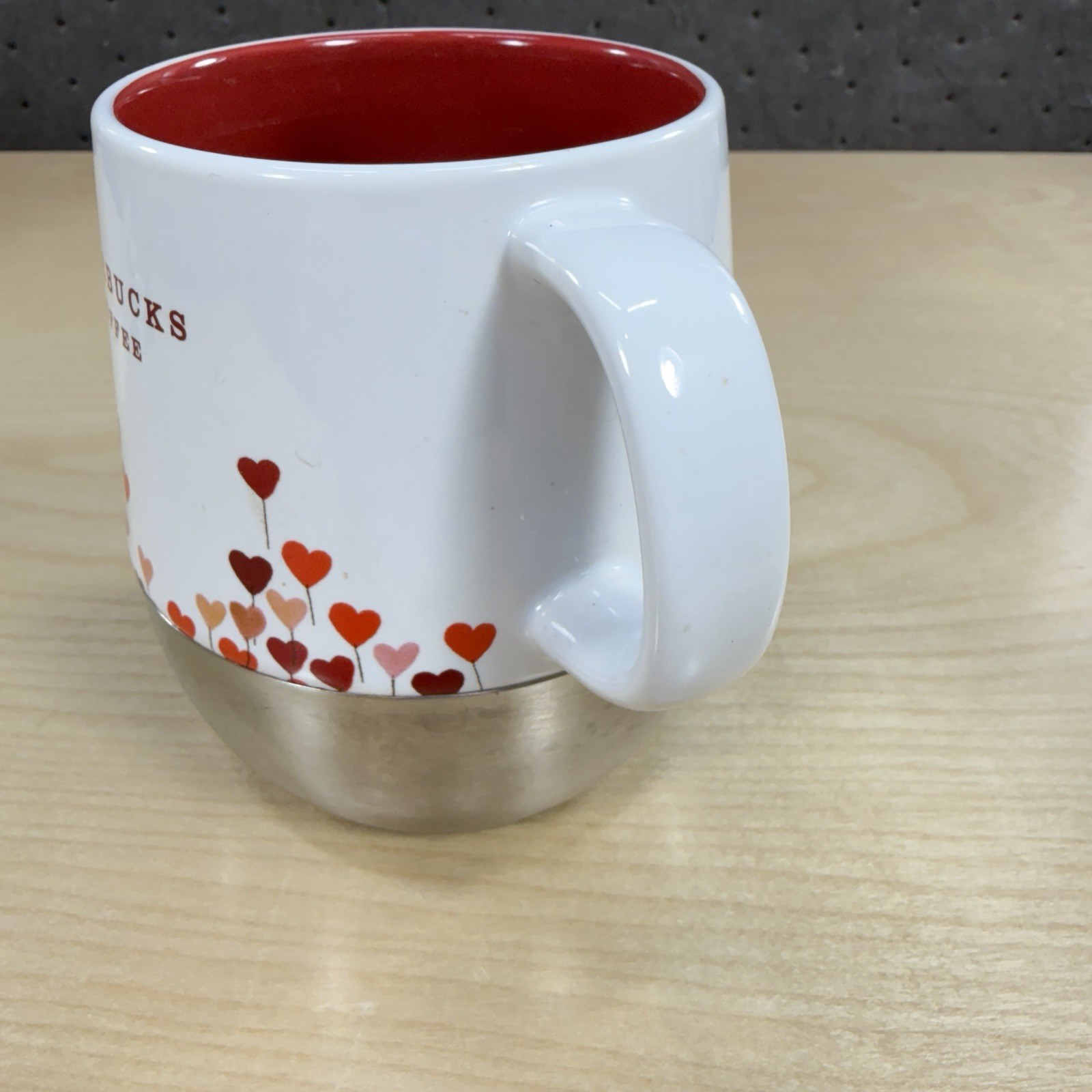 2007 Starbucks Balloons Hearts Ceramic Coffee Mug Cup w/ Metal Bottom Non Skid