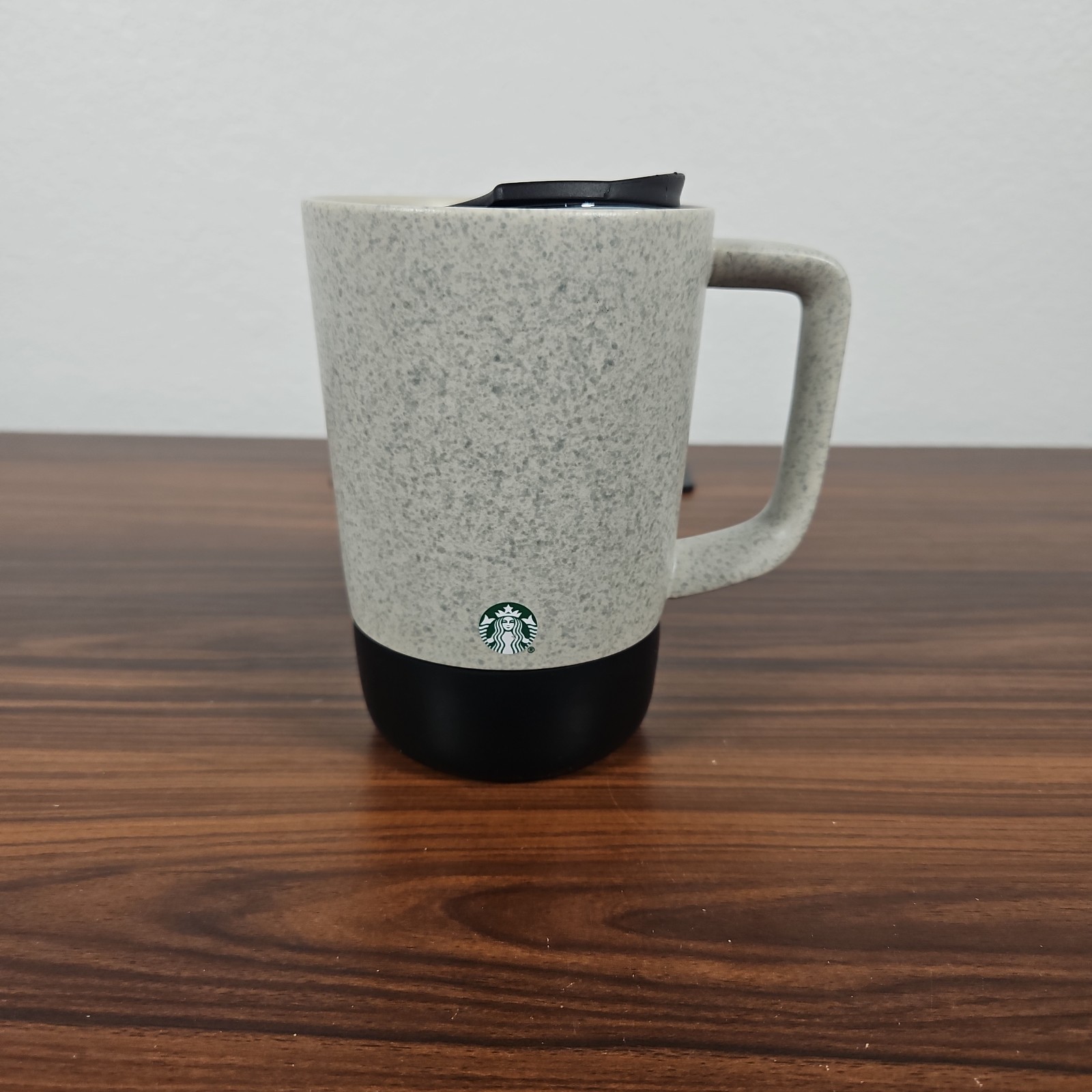 Starbucks 2019 Gray Speckled Stone Coffee Mug Rubber Bottom 14 Oz w/lid