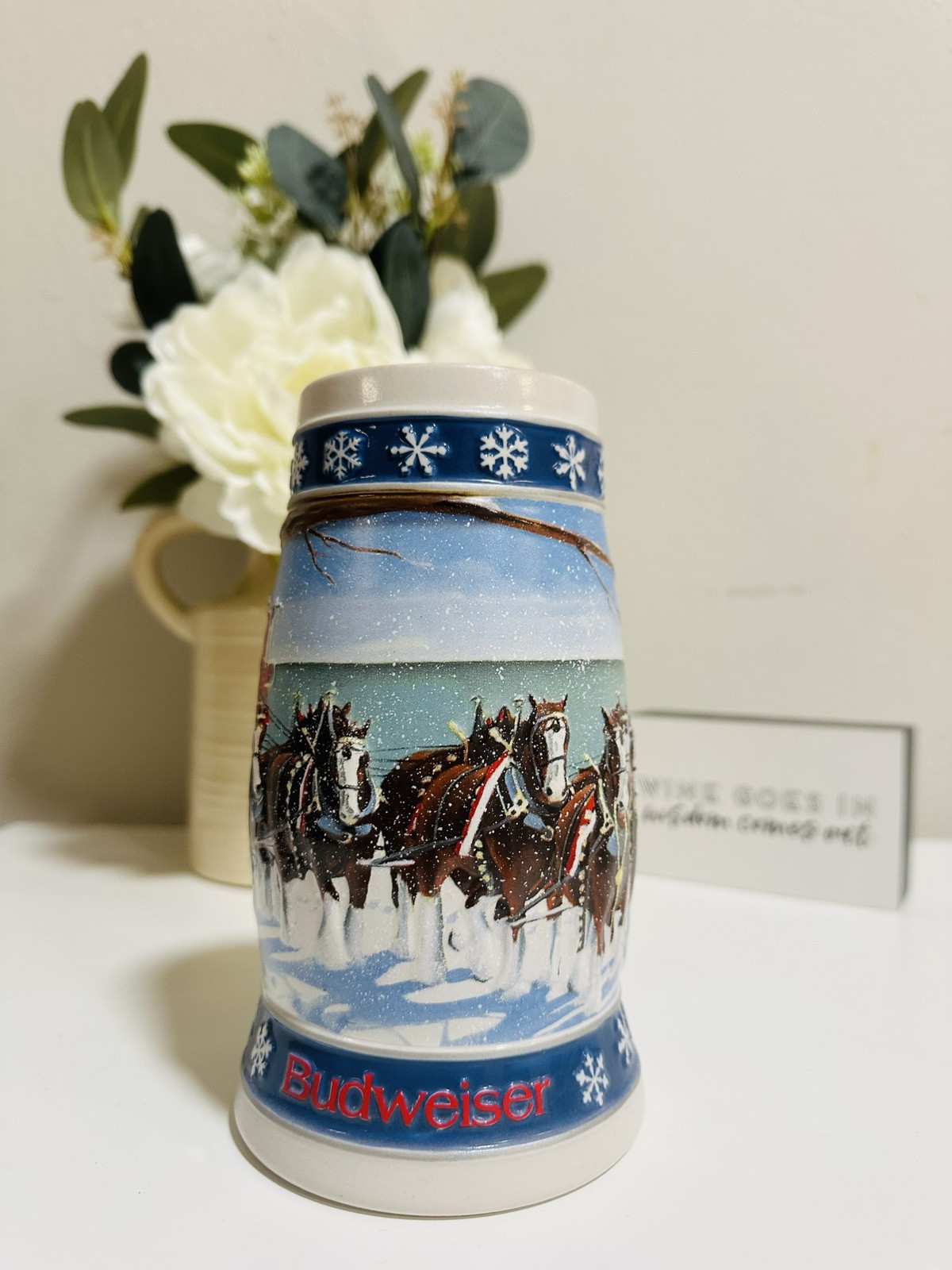 Budweiser Holiday Beer Stein Mug 1995 Lighting The Way Home | Decor Drinkware