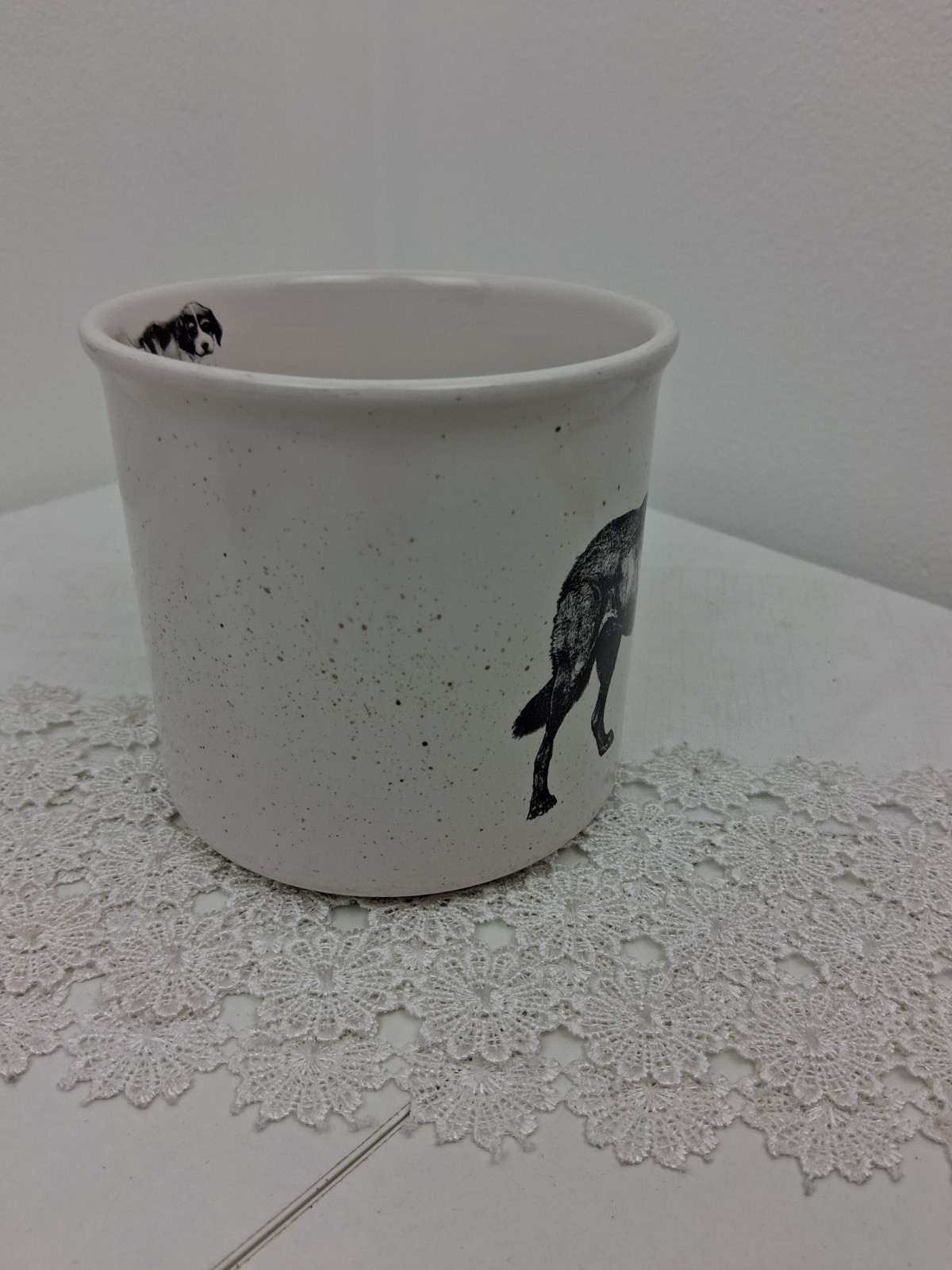Pottery Barn Wolf Coyote Puppy Dog Black White Speckled Splattered Lg 16 Oz Mug