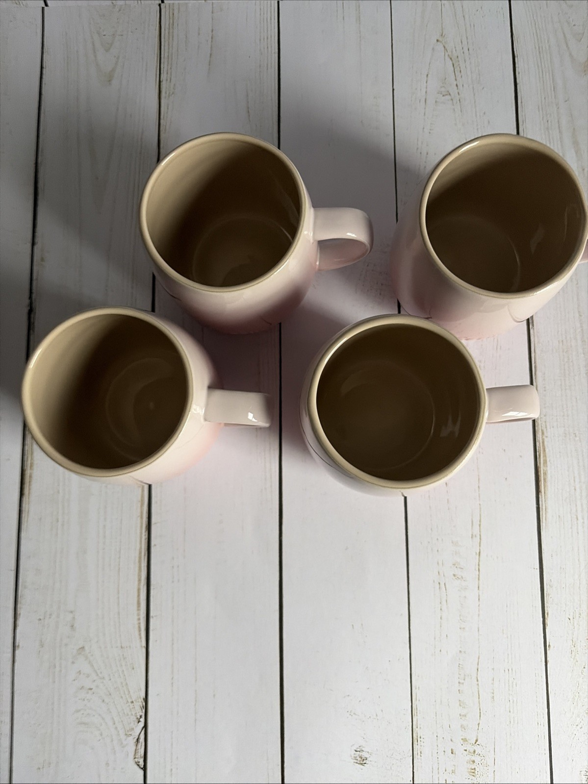 Used Set of 4 – Le Creuset Ombré Shell Pink 12 Oz Coffee Mugs Excellent