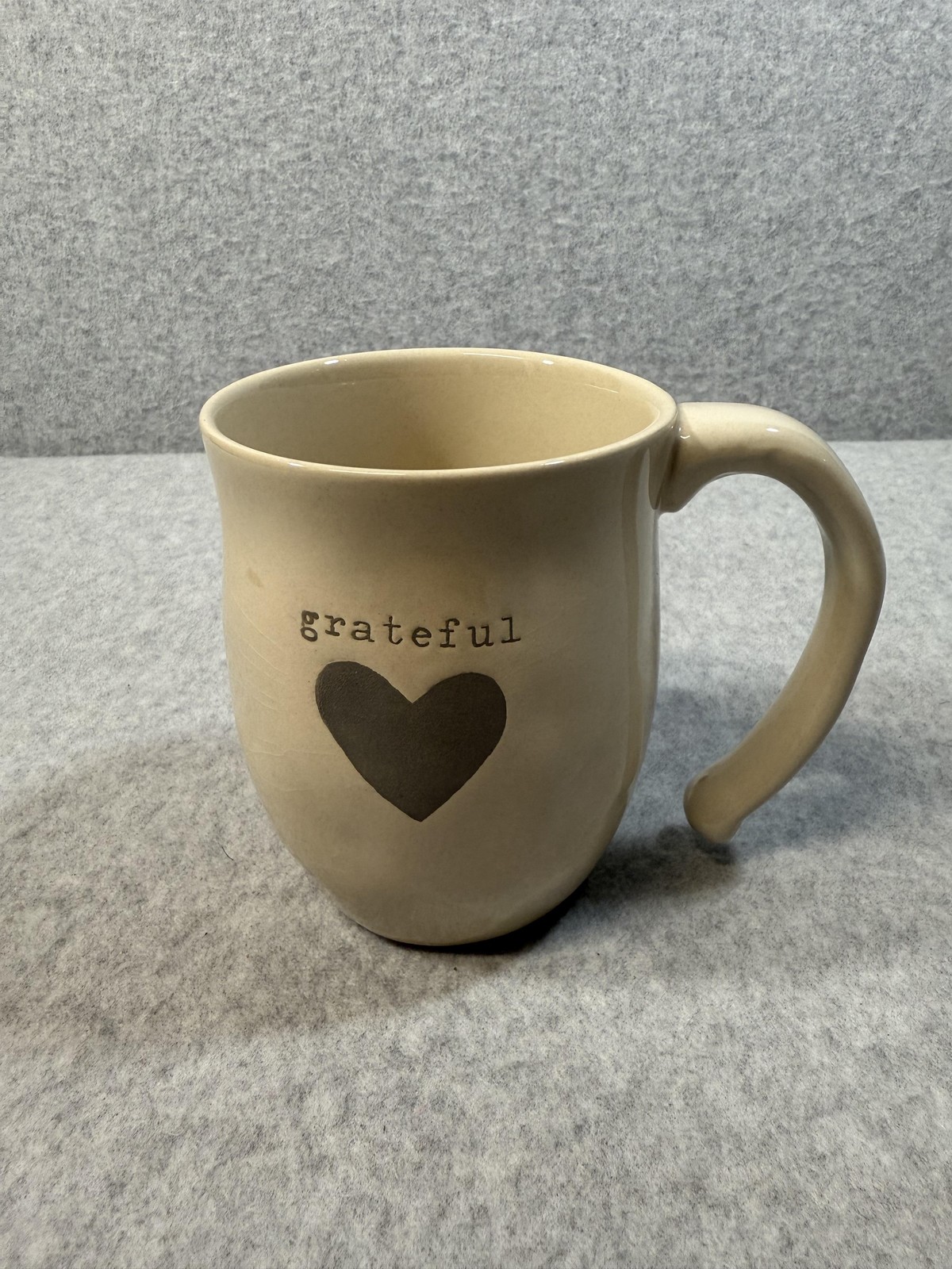 DEMDACO Grateful Heart Ceramic Coffee Mug Cup Tan Microwave Dishwasher Safe
