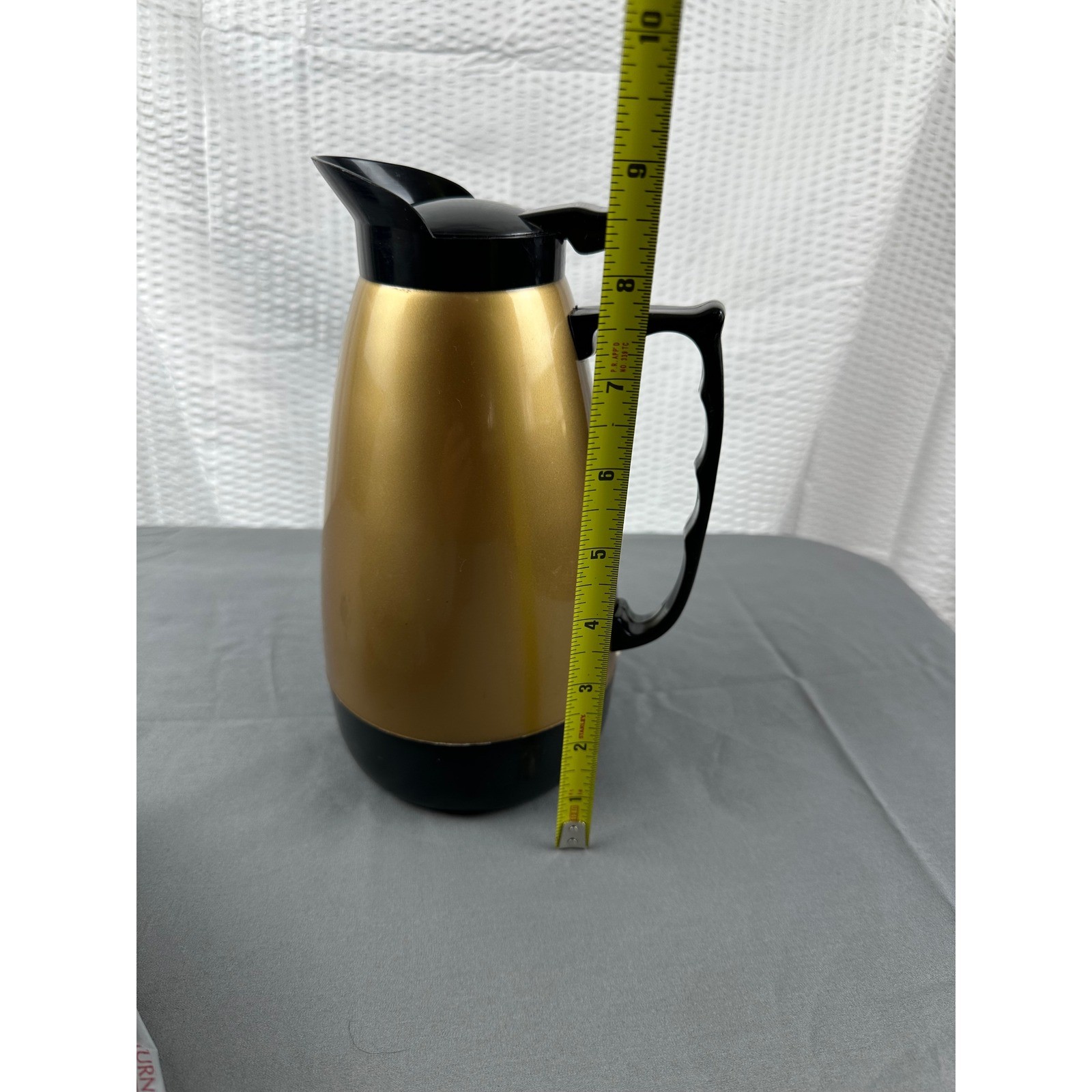 Vintage West Bend Thermo Serv Insulated Gold Coffee Carafe W/ 8 Cups MCM