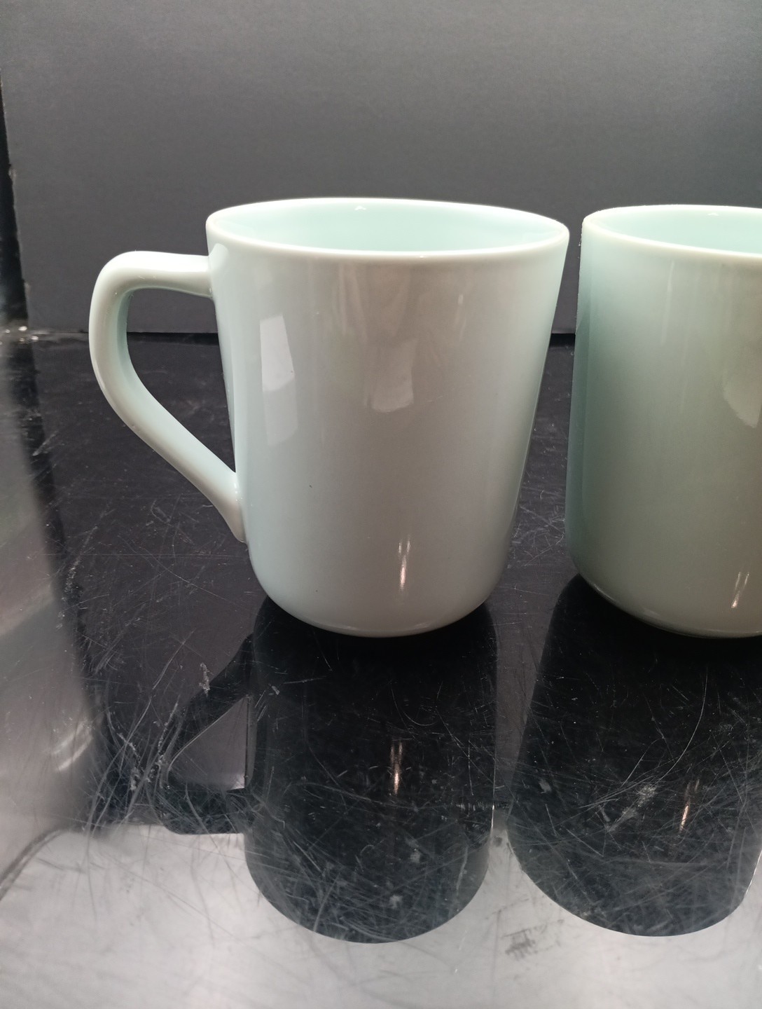 Pair Of Real Simple SEAGLASS Stoneware Coffee Mugs 4 1/2″ RARE! Free Ship! T2690