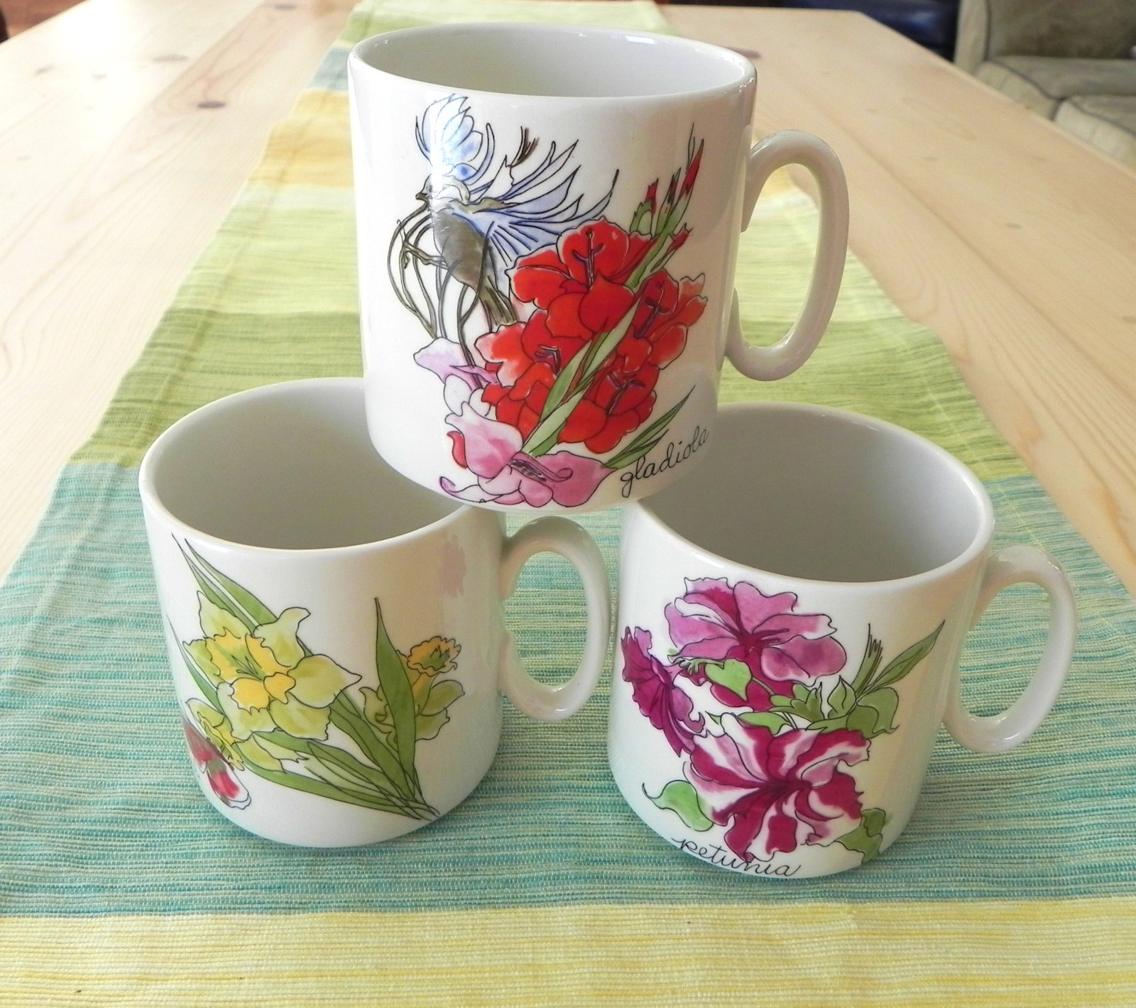 Villeroy & Boch Coffee Mug Gladiola/Daffodie/Petunia Made in Luxembourg