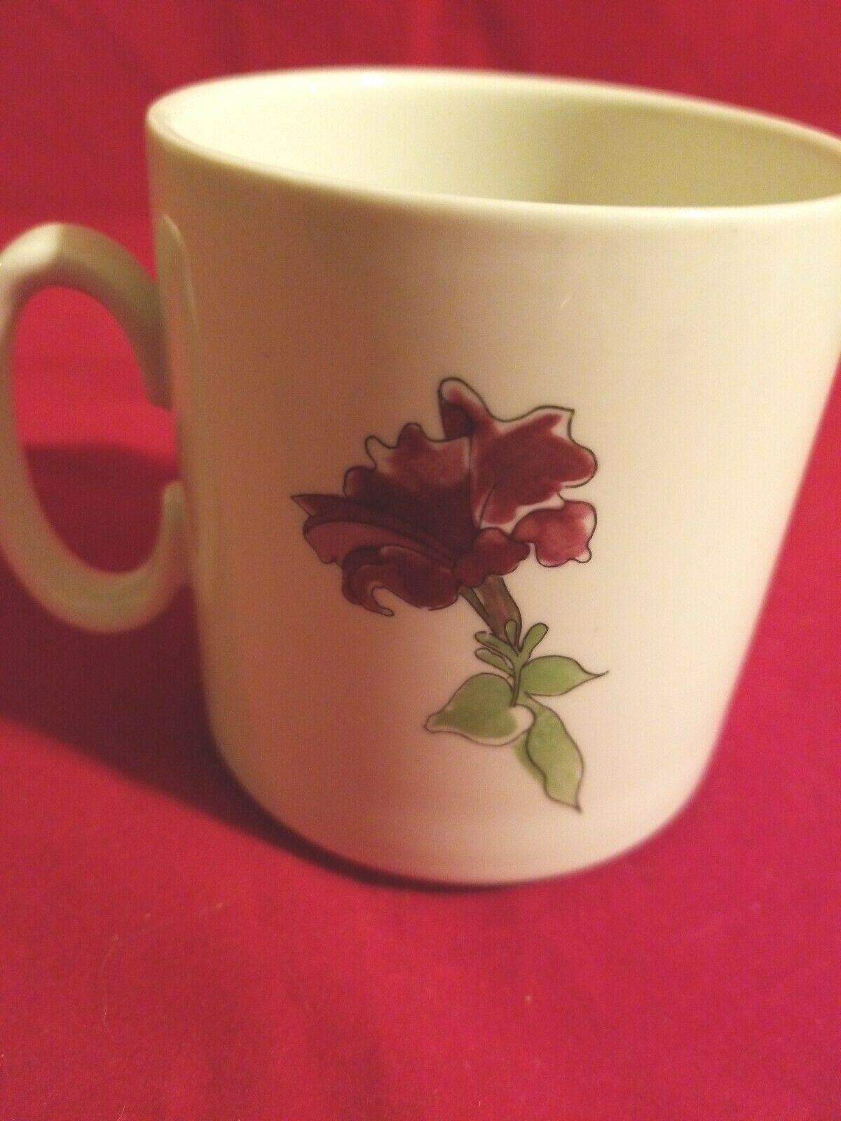 Villeroy & Boch Coffee Mug Petunia Made in Luxembourg