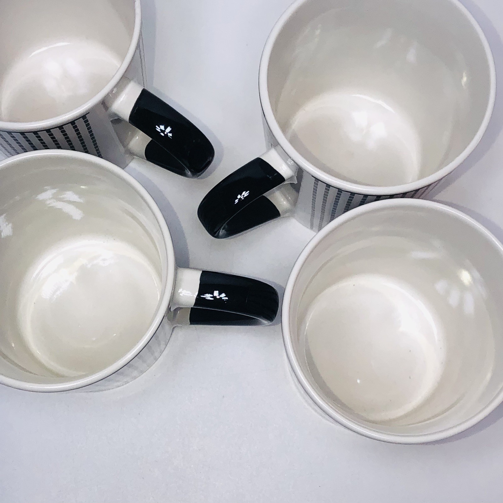 Royal Norfolk White Striped Stoneware Coffee Mugs Dinnerware SET OF 4 Cups