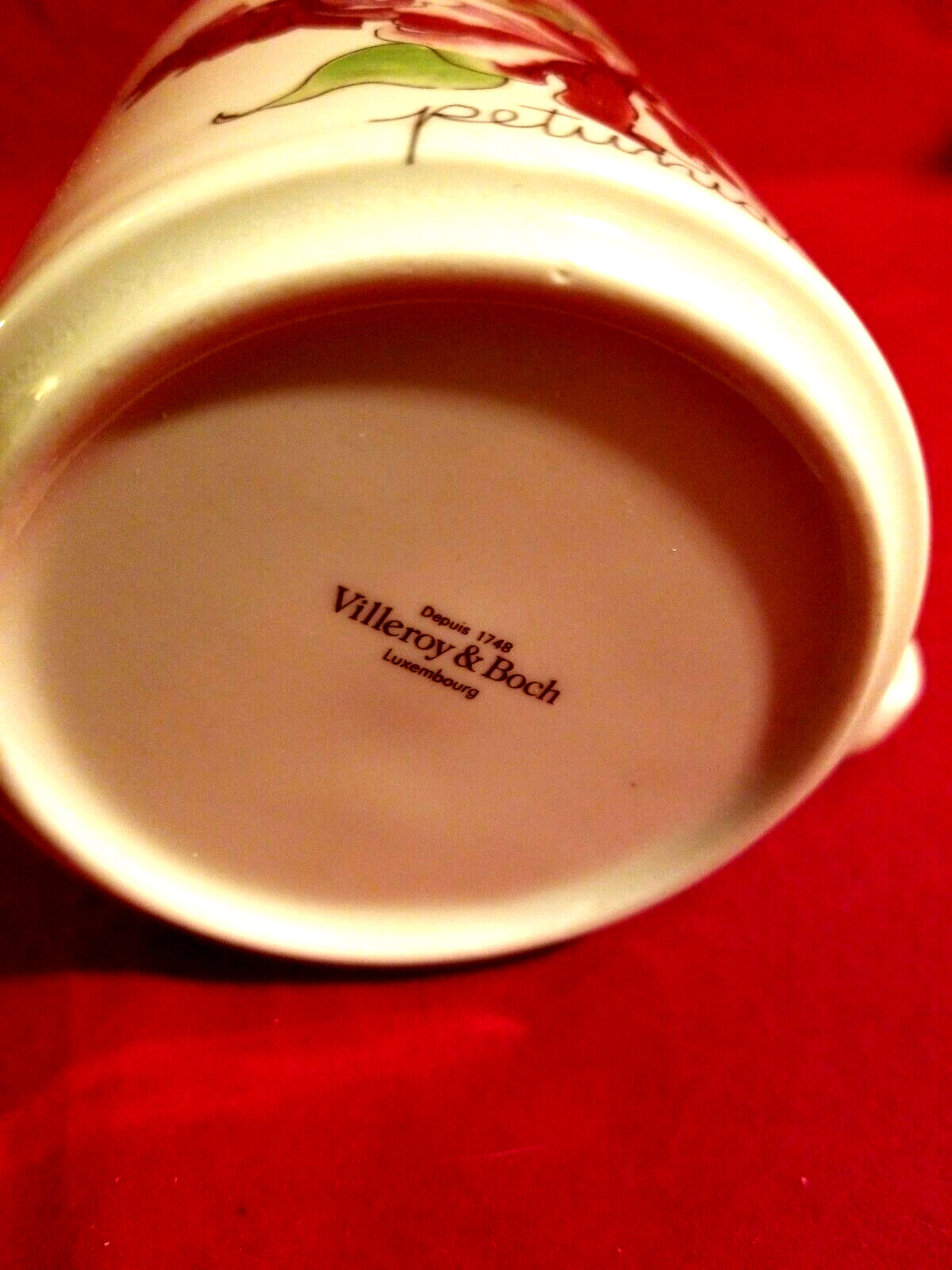 Villeroy & Boch Coffee Mug Petunia Made in Luxembourg
