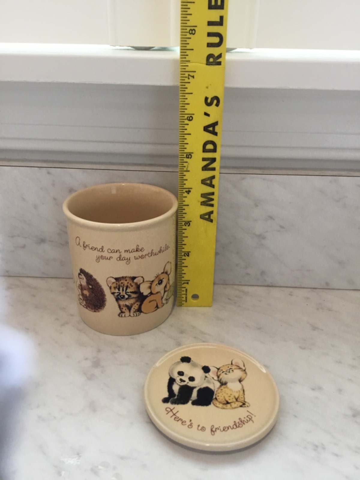 Vintage Hallmark Tea Mug w/ Lid A Friend can Make your Day Worthwhile Animals