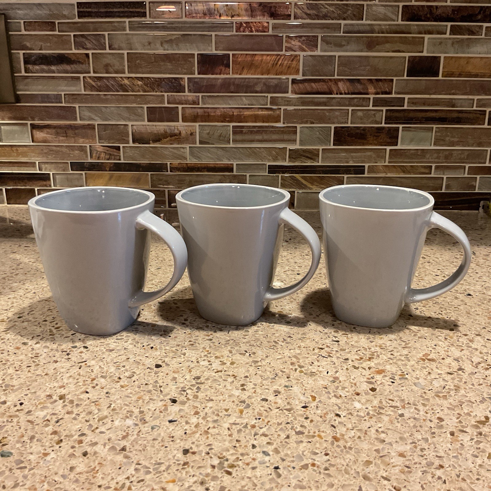 Gibson Elite SoHo Mugs Light Gray Square Base/Round on top Set of 3