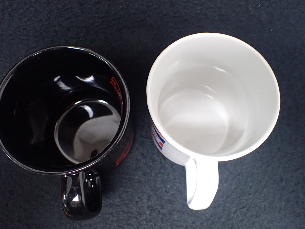 Lot of (2) London United Kingdom 11 oz Ceramic Coffee Mugs Cups