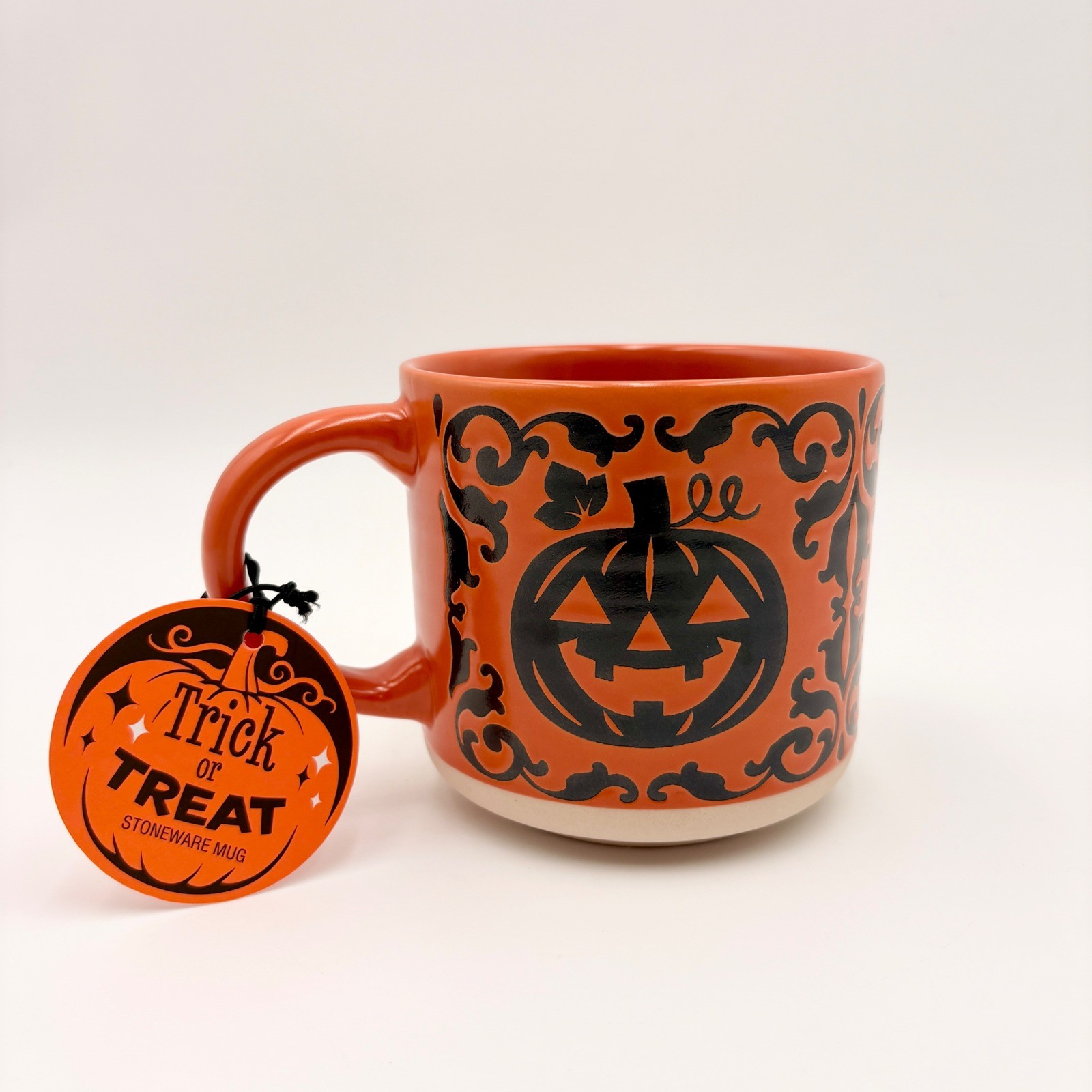 Halloween Trick or Treat Stoneware Mug Orange Black Jack-O-Lantern Pumpkin Cup