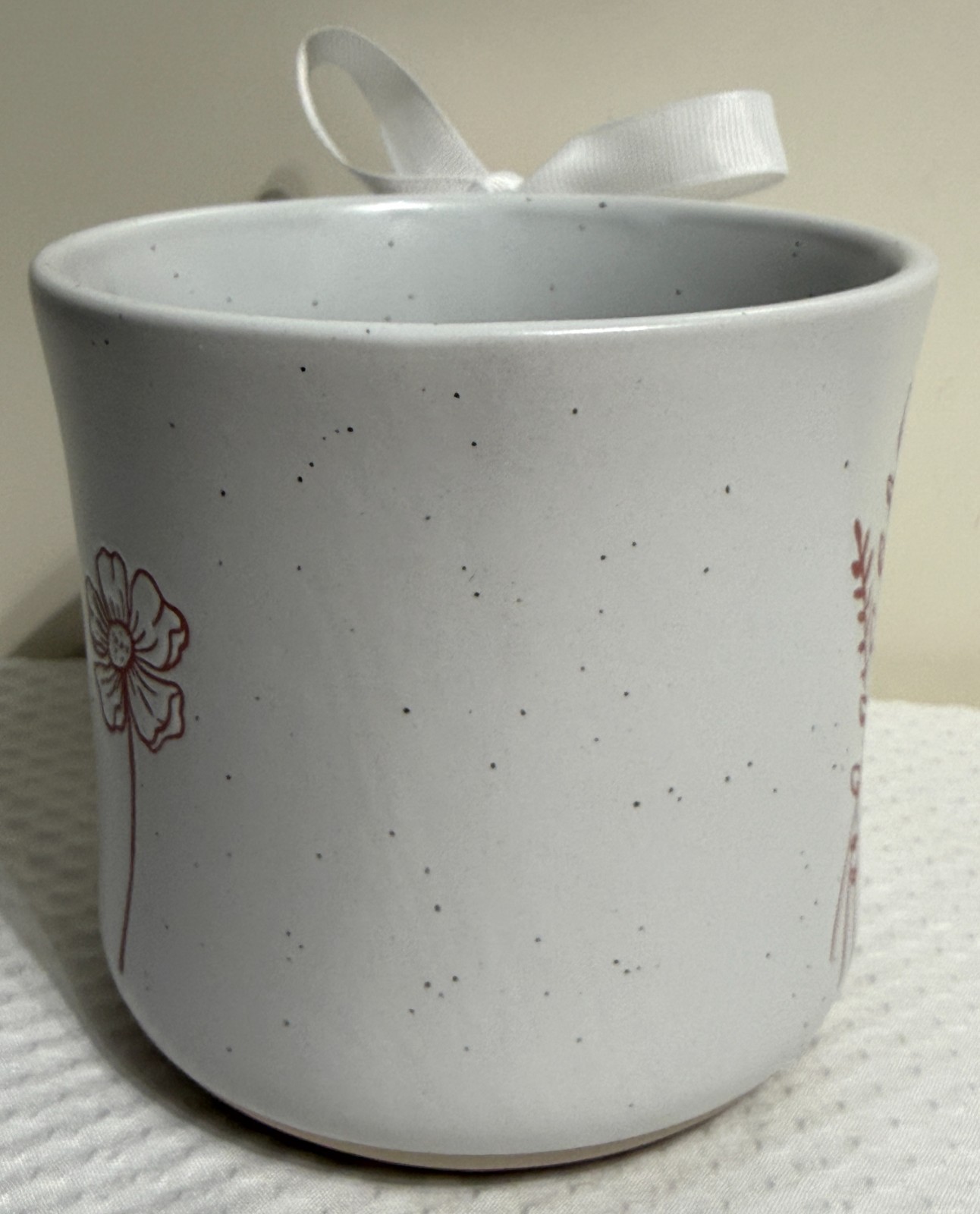 Petal & Pearl 21oz Ceramic/Stoneware Mug Pink Embossed Flowers #702
