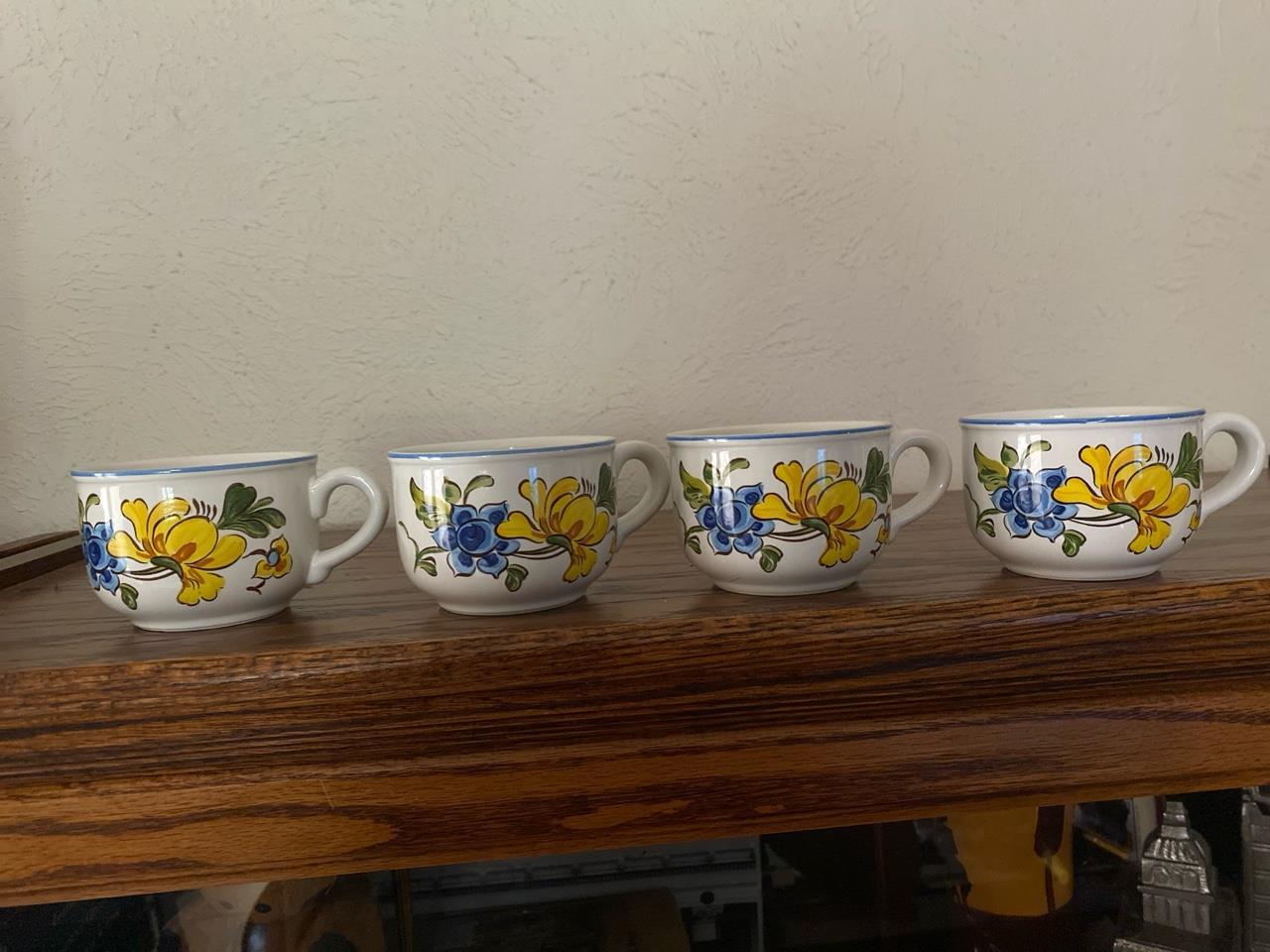 Lot 4 Villeroy & Boch Provence Luxembourg – Blue & Yellow Flowers Flat Cups