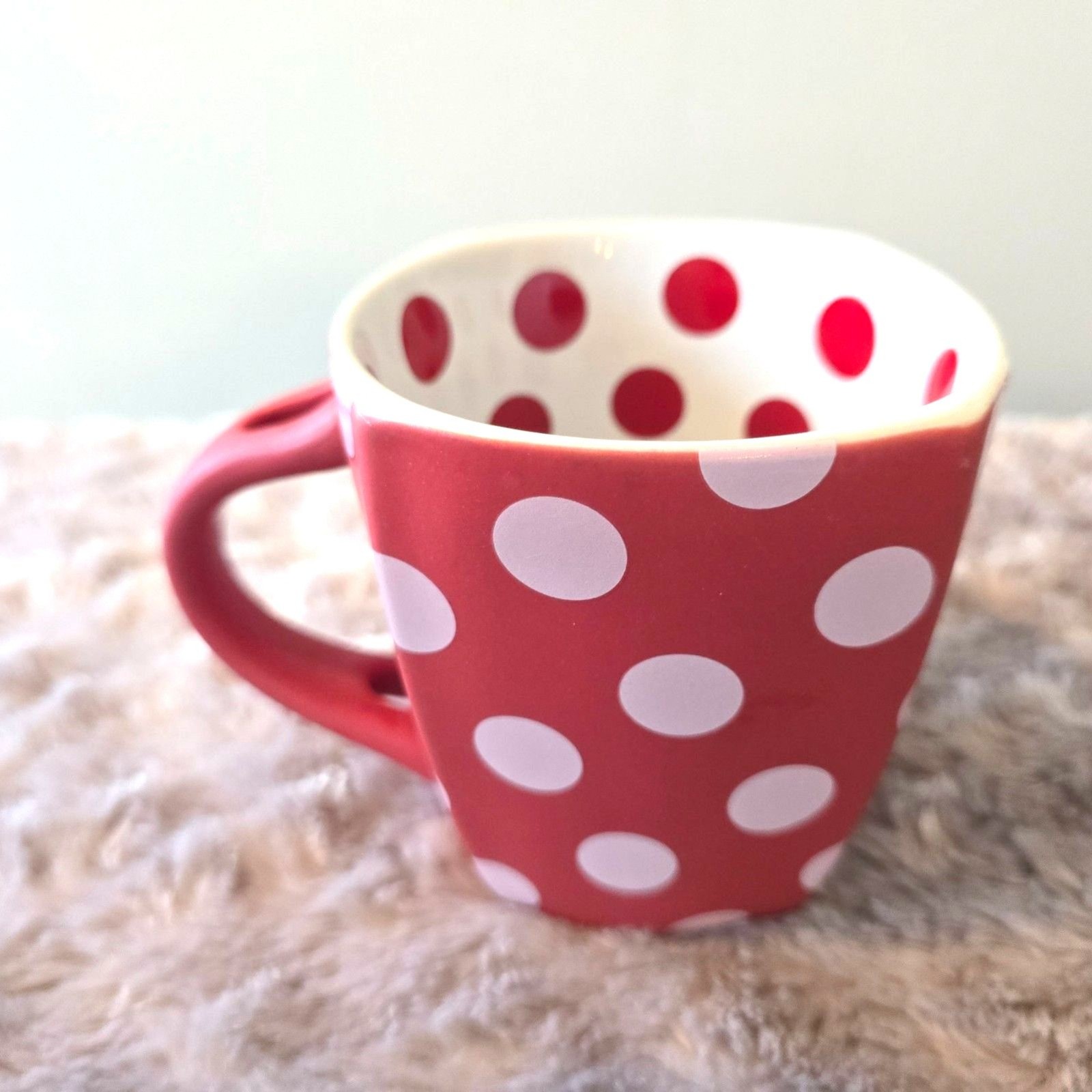 Disney Parks Minnie Mouse Mug Red White Polka Dot Ceramic Thailand