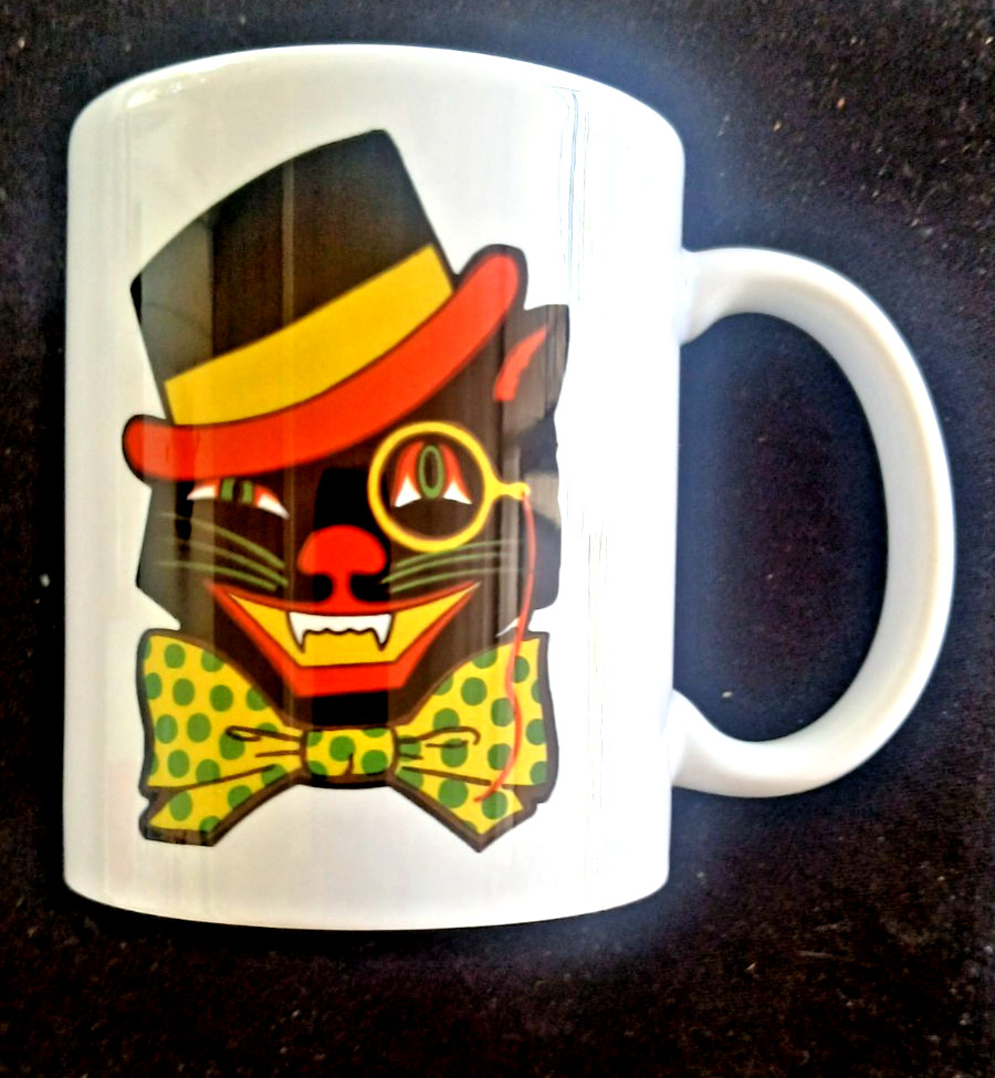 Halloween Classic Retro Black Cat Spooky Cat 11 oz Ceramic Mug
