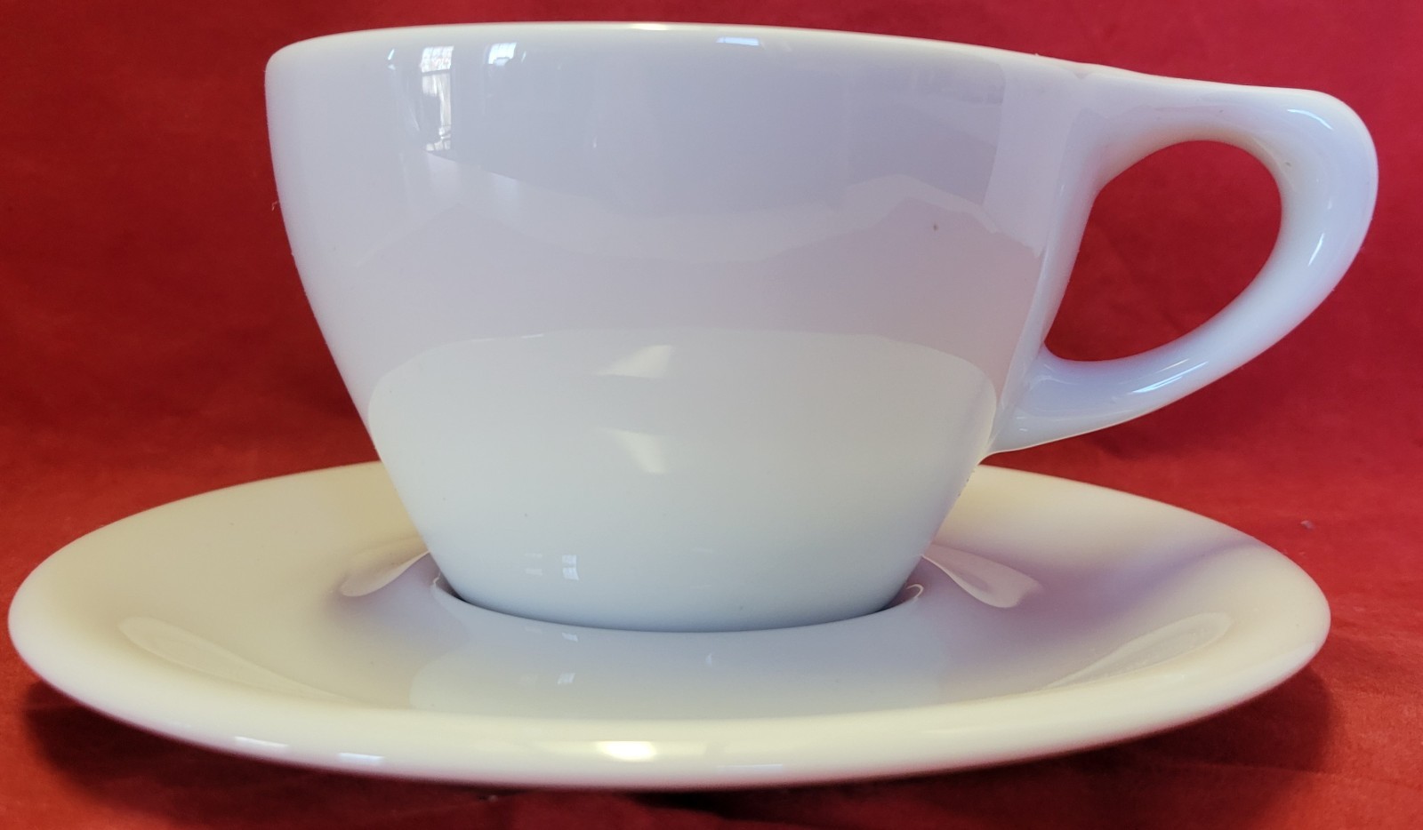 NOTNEUTRAL LINO 8 OZ LATTE CUP & SAUCER – WHITE – NEW – FREE SHIPPING