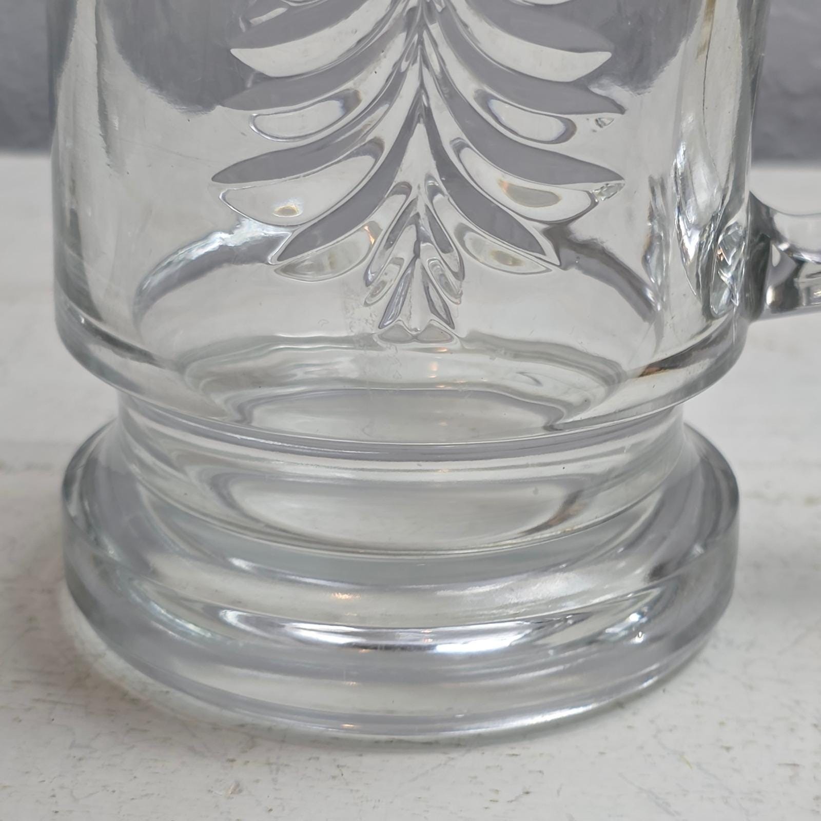 Vintage Indiana Glass “Holiday Gold” Irish Coffee Mug Pressed Glass Tree Set 4