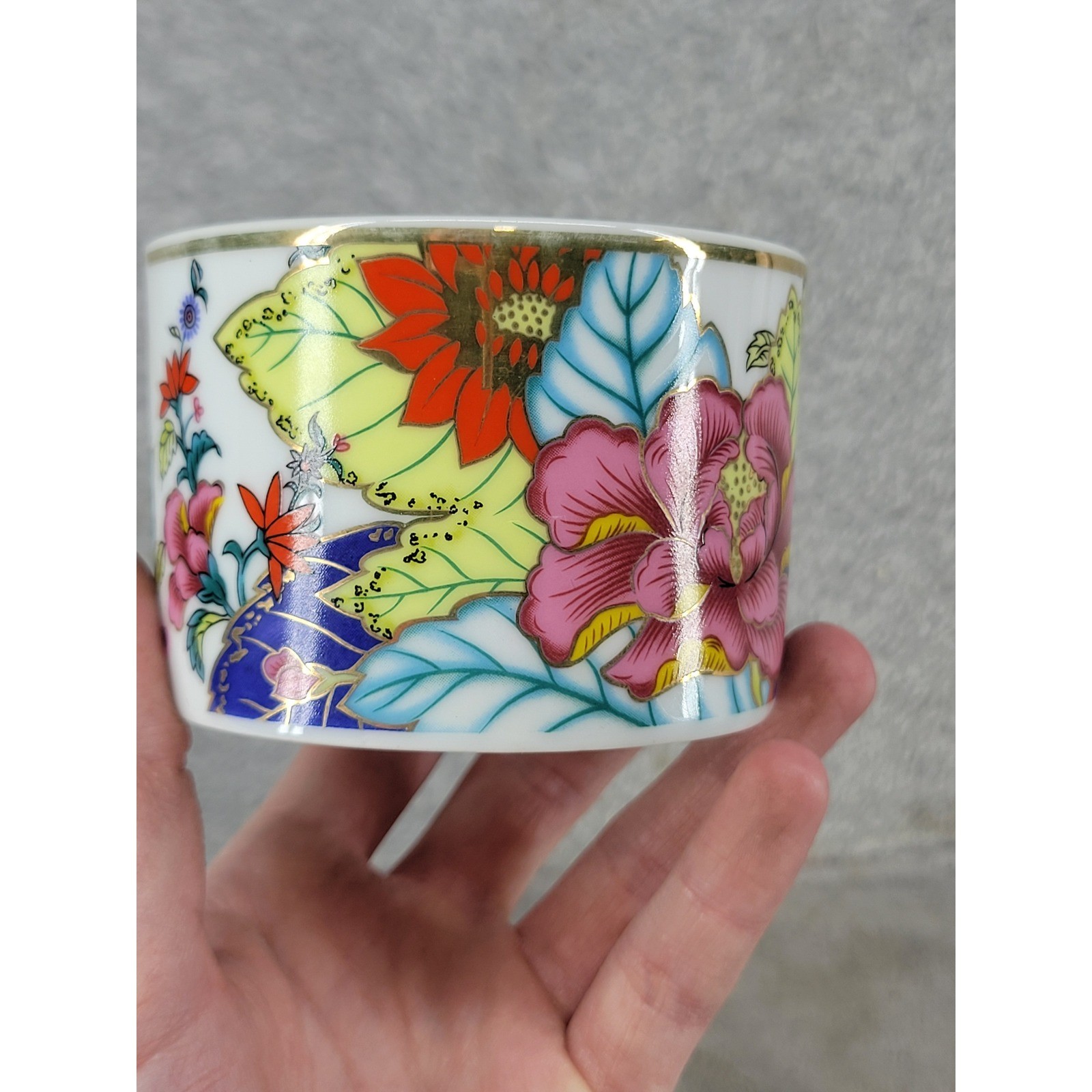 Set of 2 Floral Porcelain Tea Cups Multicolored Gold Trim Botanical Mugs