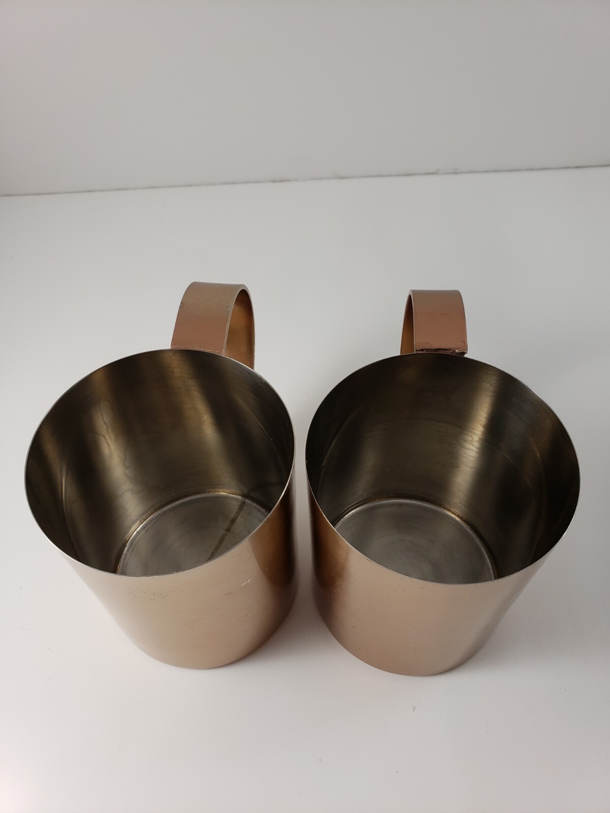 Crofton Mug Moscow Mule Set of 2 Smooth Brass Looking Metal 16oz Barware