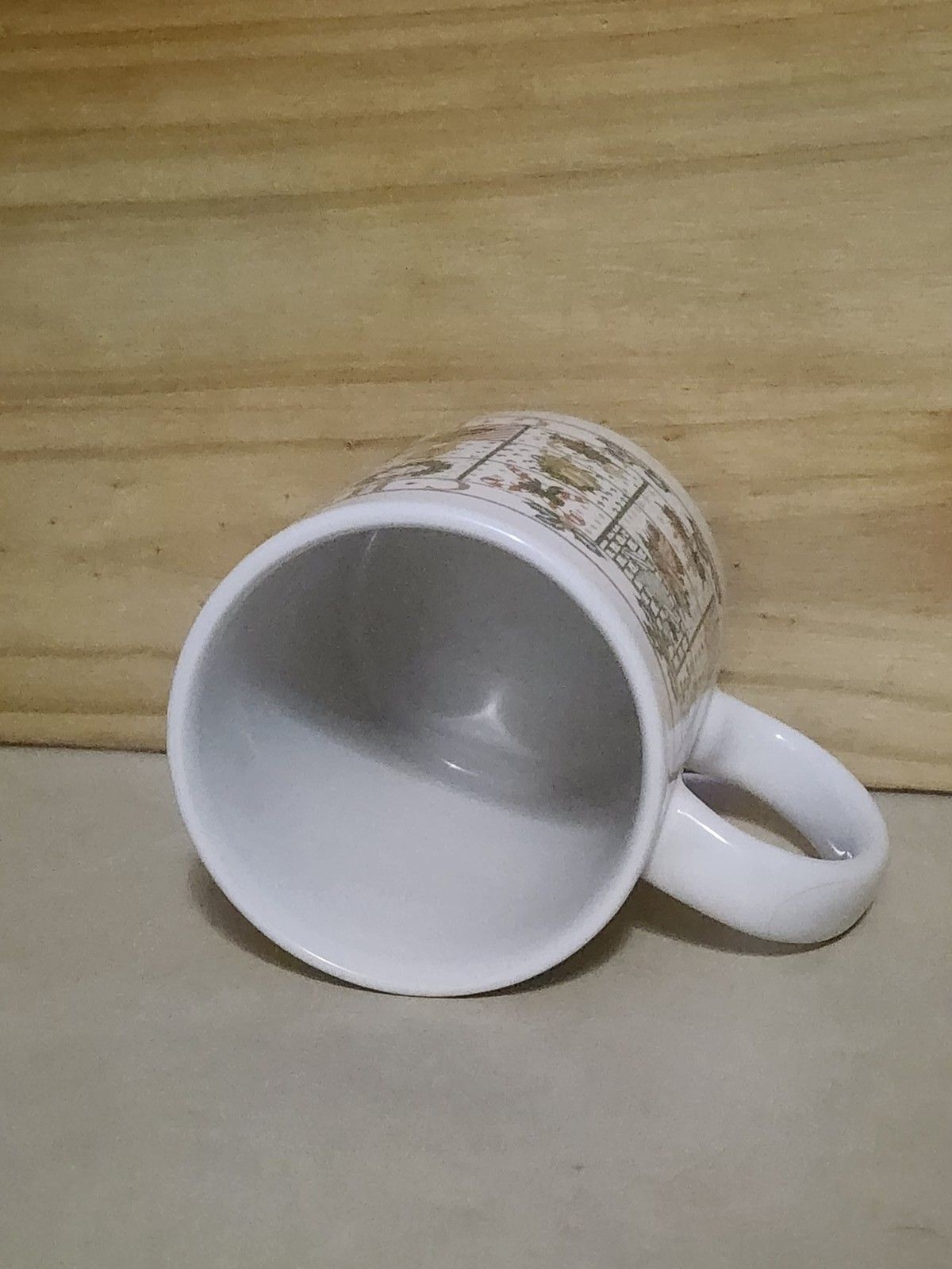 Vintage Christmas Greeting Holiday Mug Coffee Tea Cup Gingerbread Bear Decor