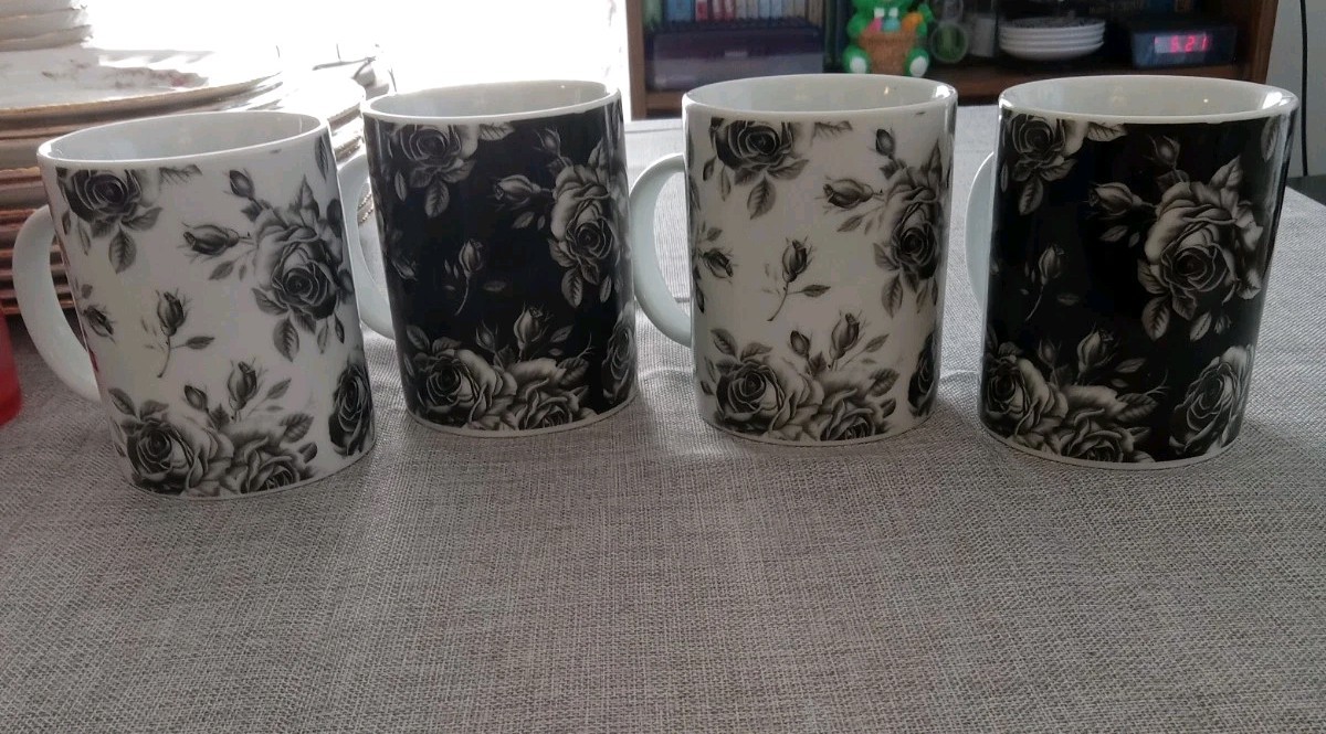 Set Of 4 Black And White Porcelain Rose Mugs